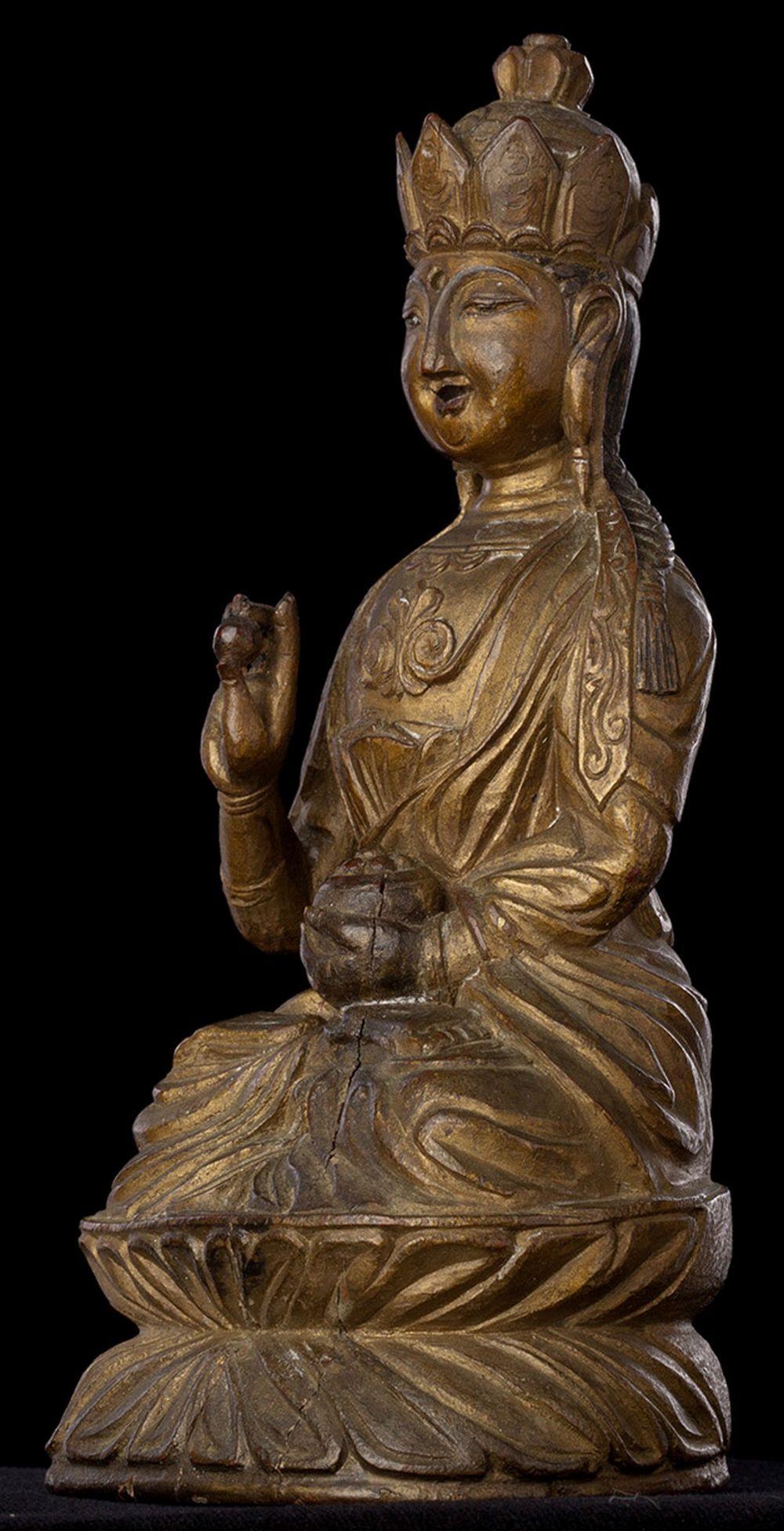 Superb Late 18thC Chinese Wood Buddha, 8682 In Good Condition For Sale In Ukiah, CA