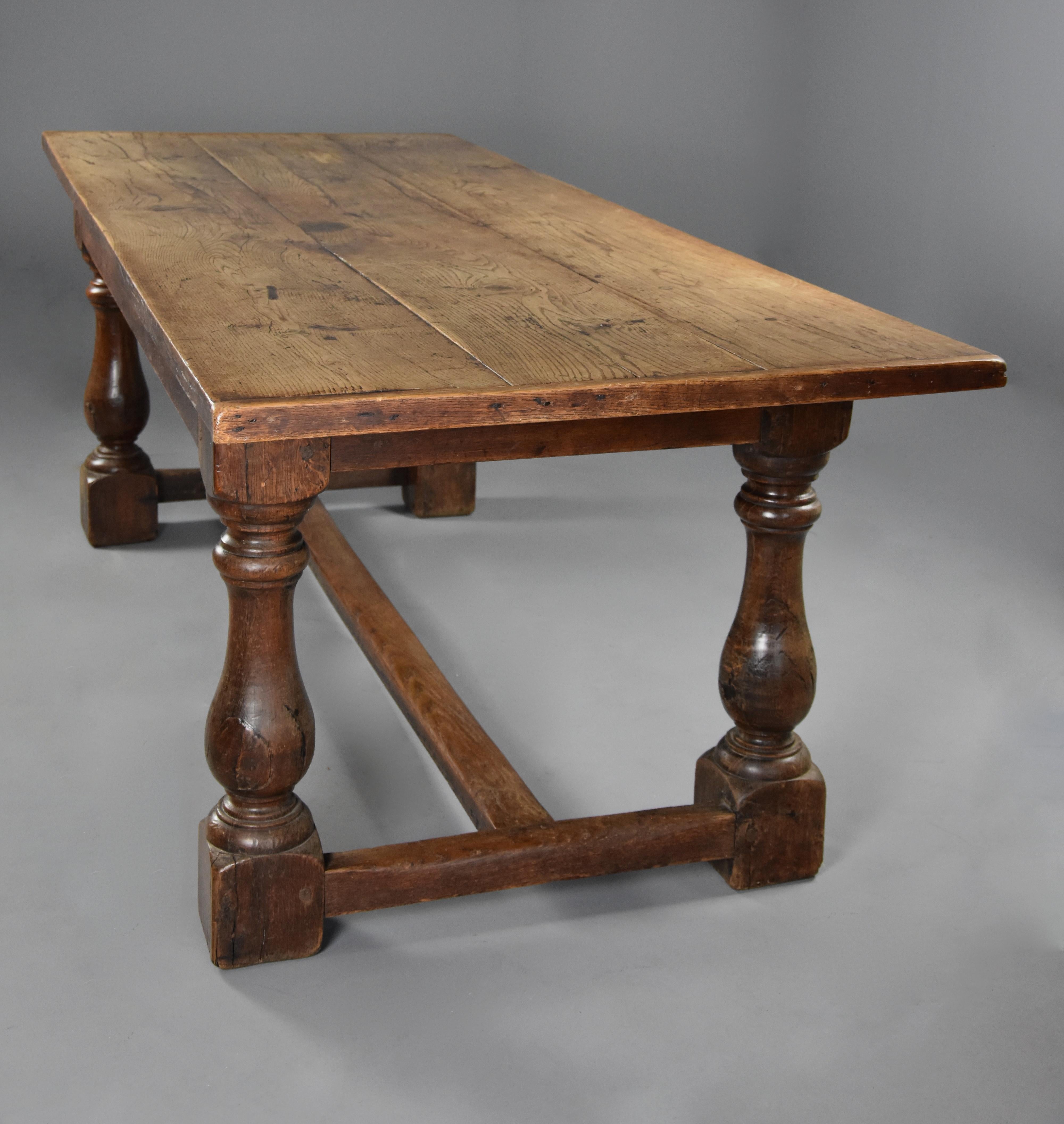 Superb Late 19th Century Arts & Crafts Oak Refectory Table For Sale 1