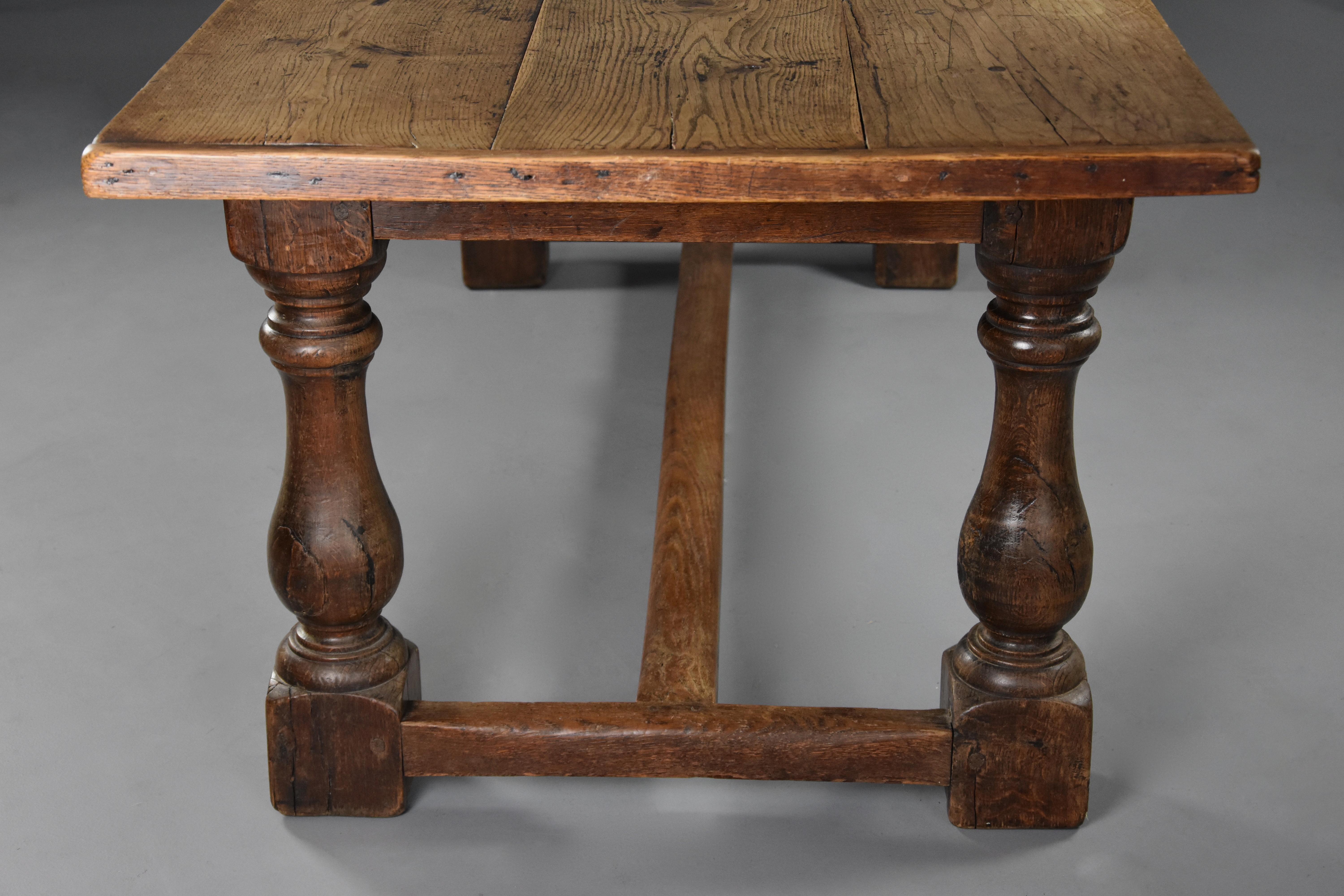 Superb Late 19th Century Arts & Crafts Oak Refectory Table For Sale 4