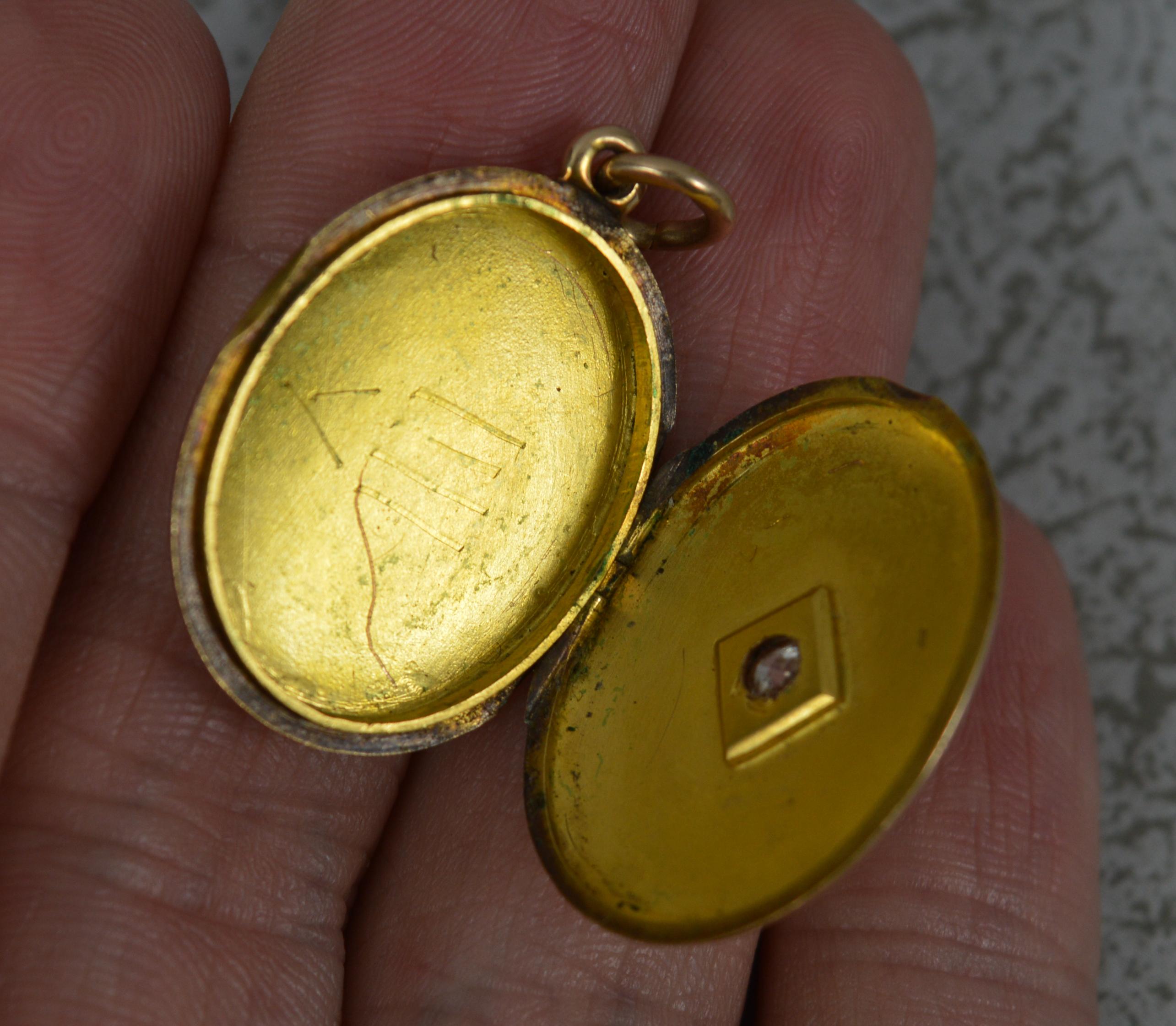 Superb Late Victorian 9 Carat Gold and Old Cut Diamond Locket Pendant 2