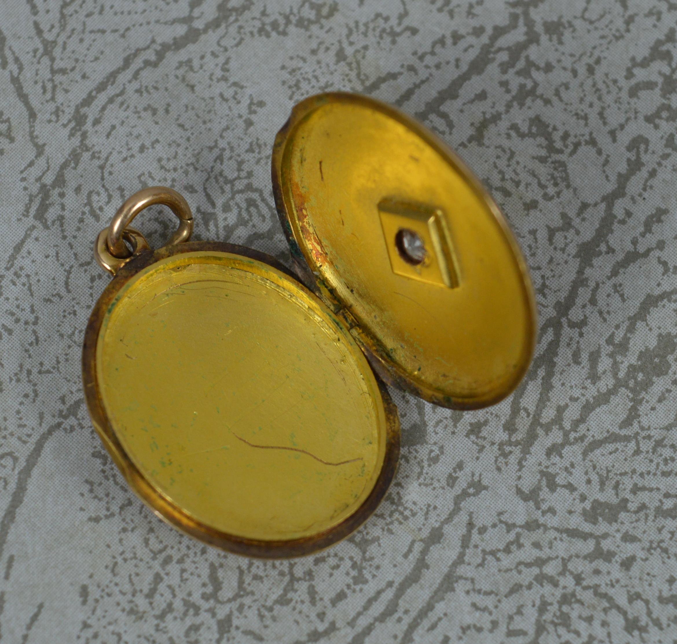 Superb Late Victorian 9 Carat Gold and Old Cut Diamond Locket Pendant 3