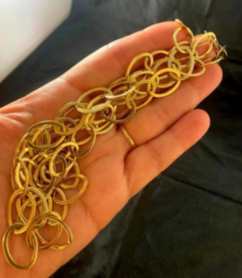 Modern Superb Long Necklace in 18 Carat Gold