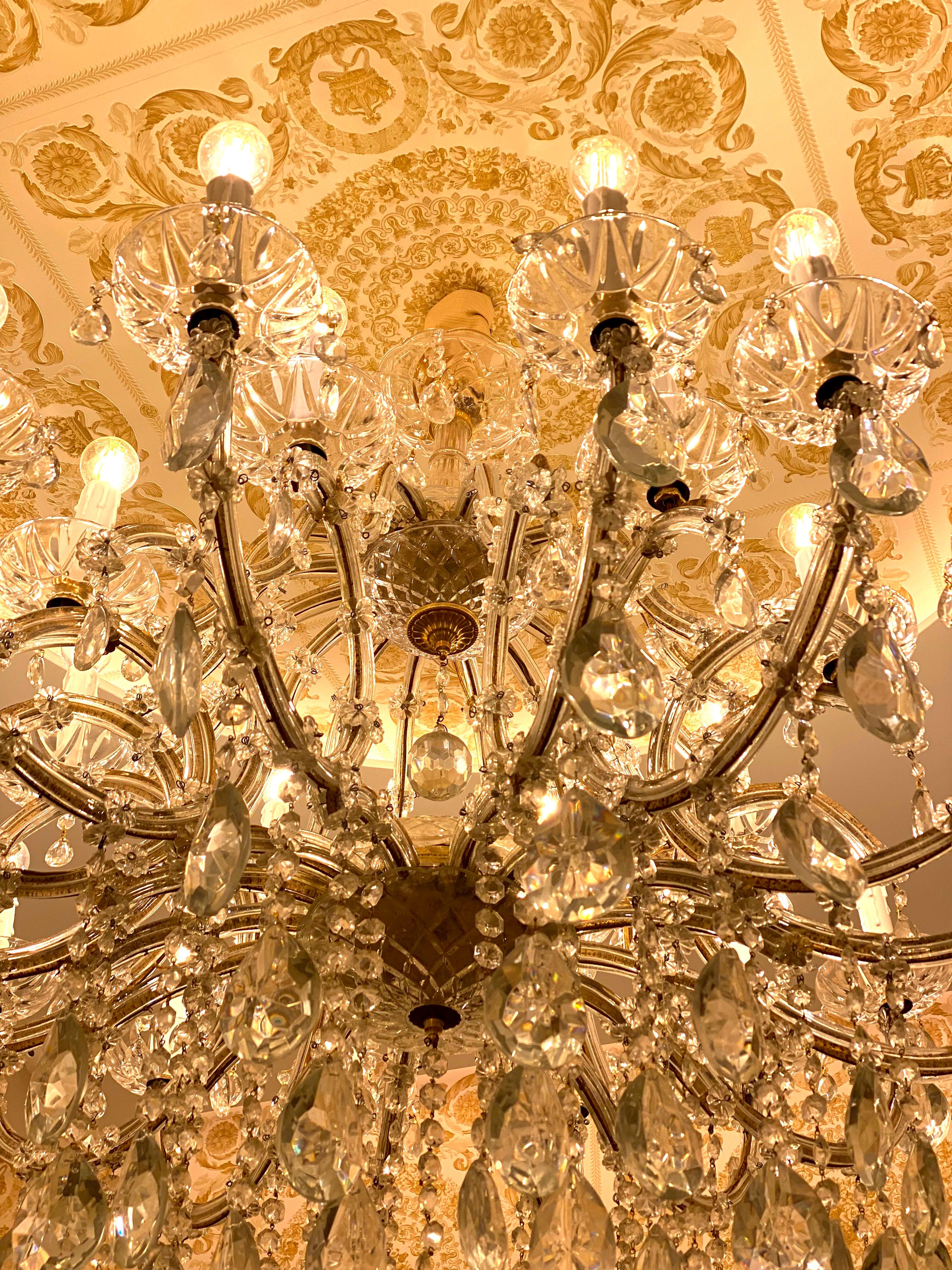Magnífica araña de cristal María Teresa en venta 6