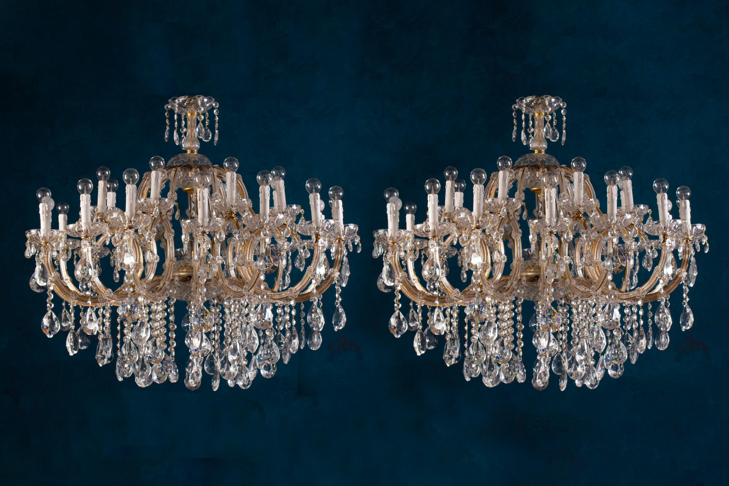 Superb Maria Theresa Crystal Chandelier For Sale 1
