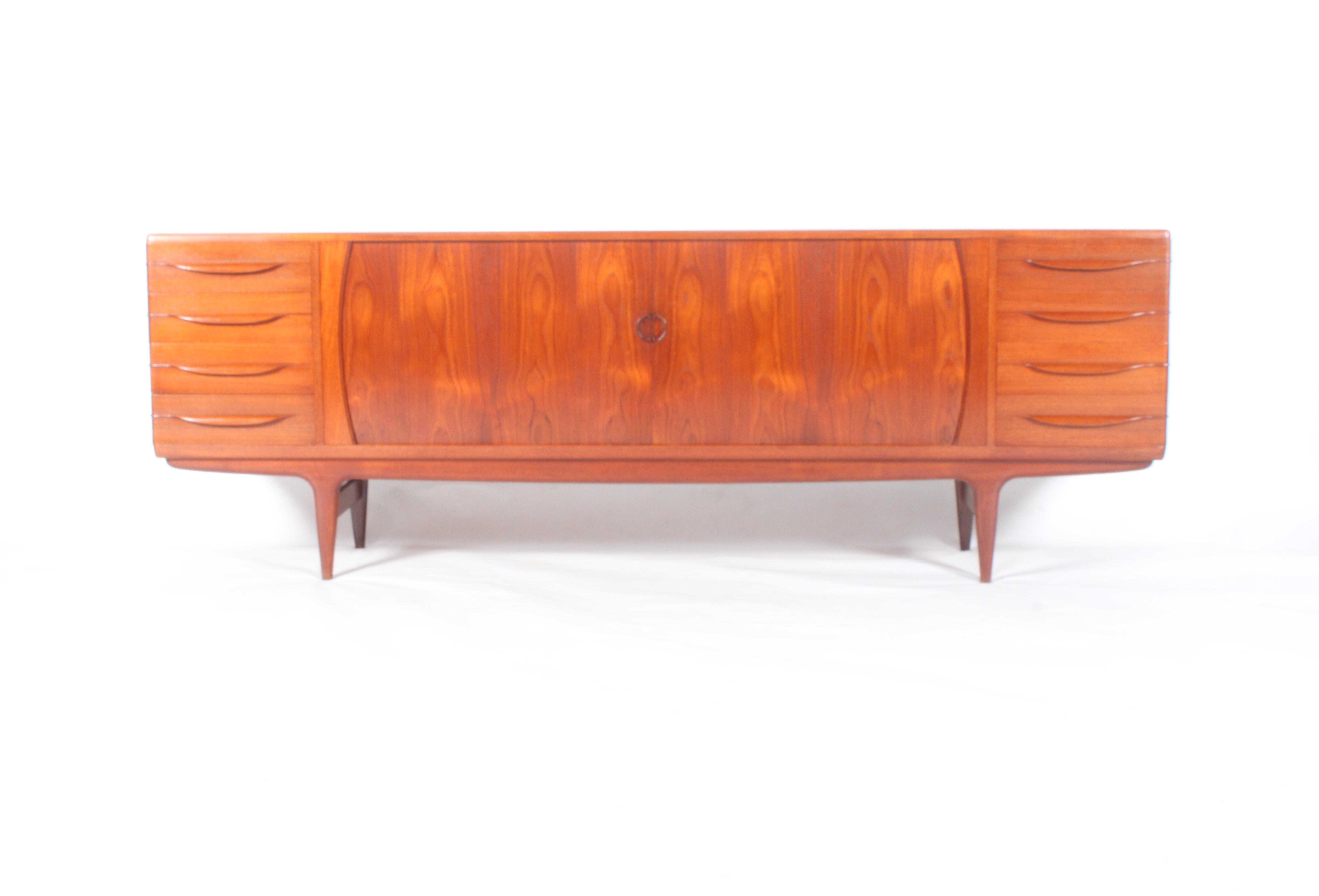 Superb Mid Century Danish Sideboard By Johannes Anderson  For Sale 5
