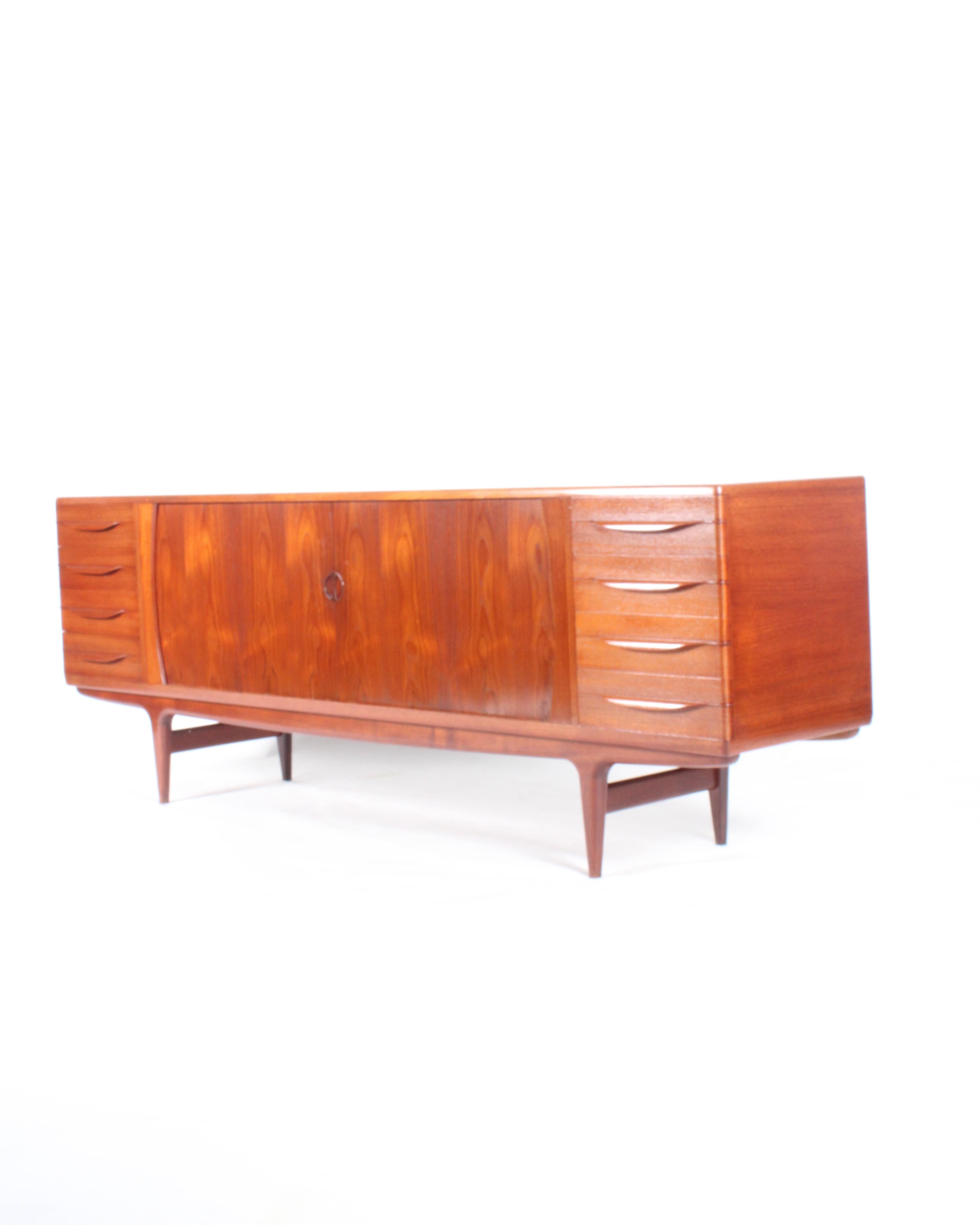 Superb Mid Century Danish Sideboard By Johannes Anderson  For Sale 10