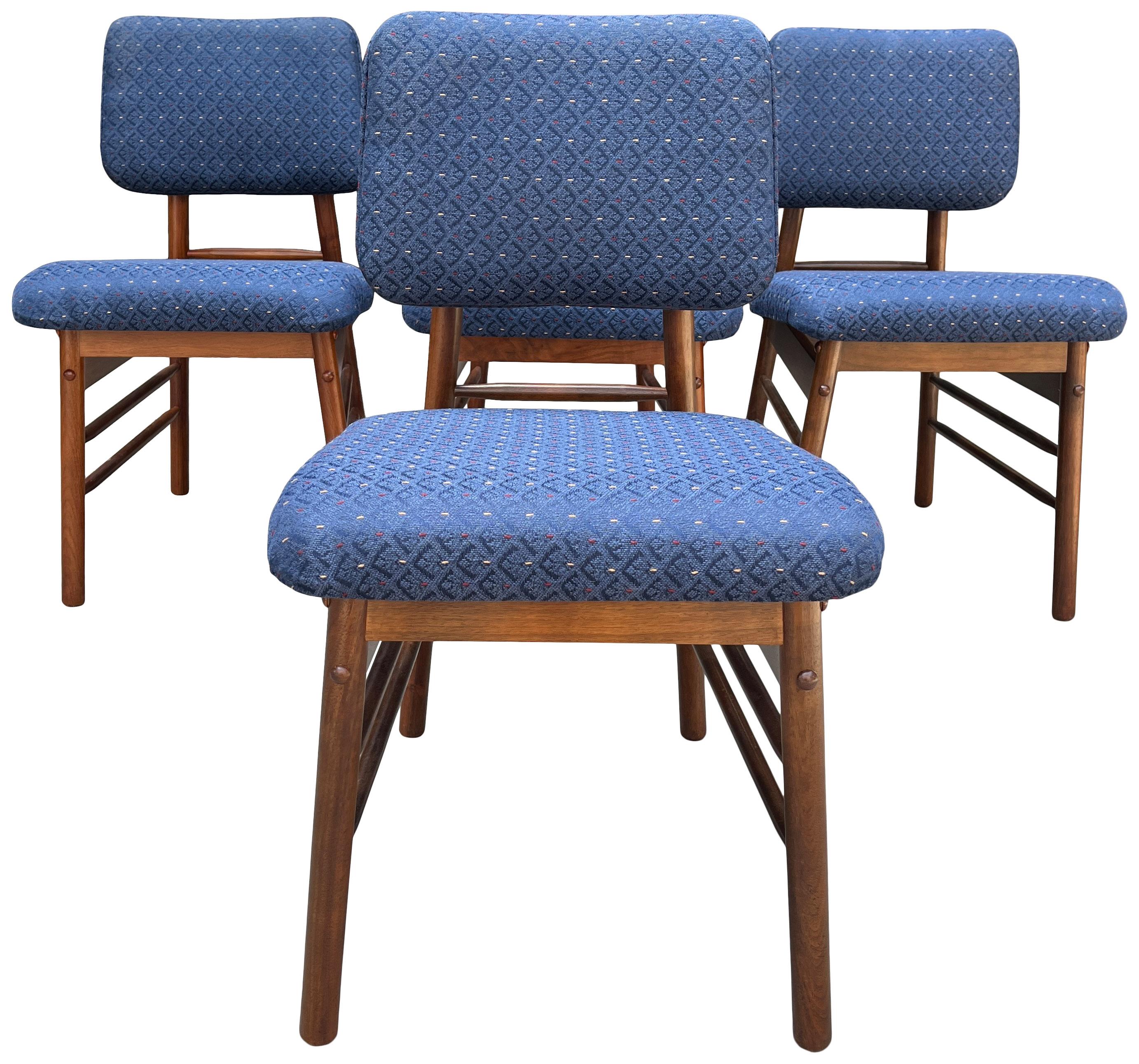 Superb Midcentury Set of Four Dining Chairs Greta Magnusson Grossman For Sale 3