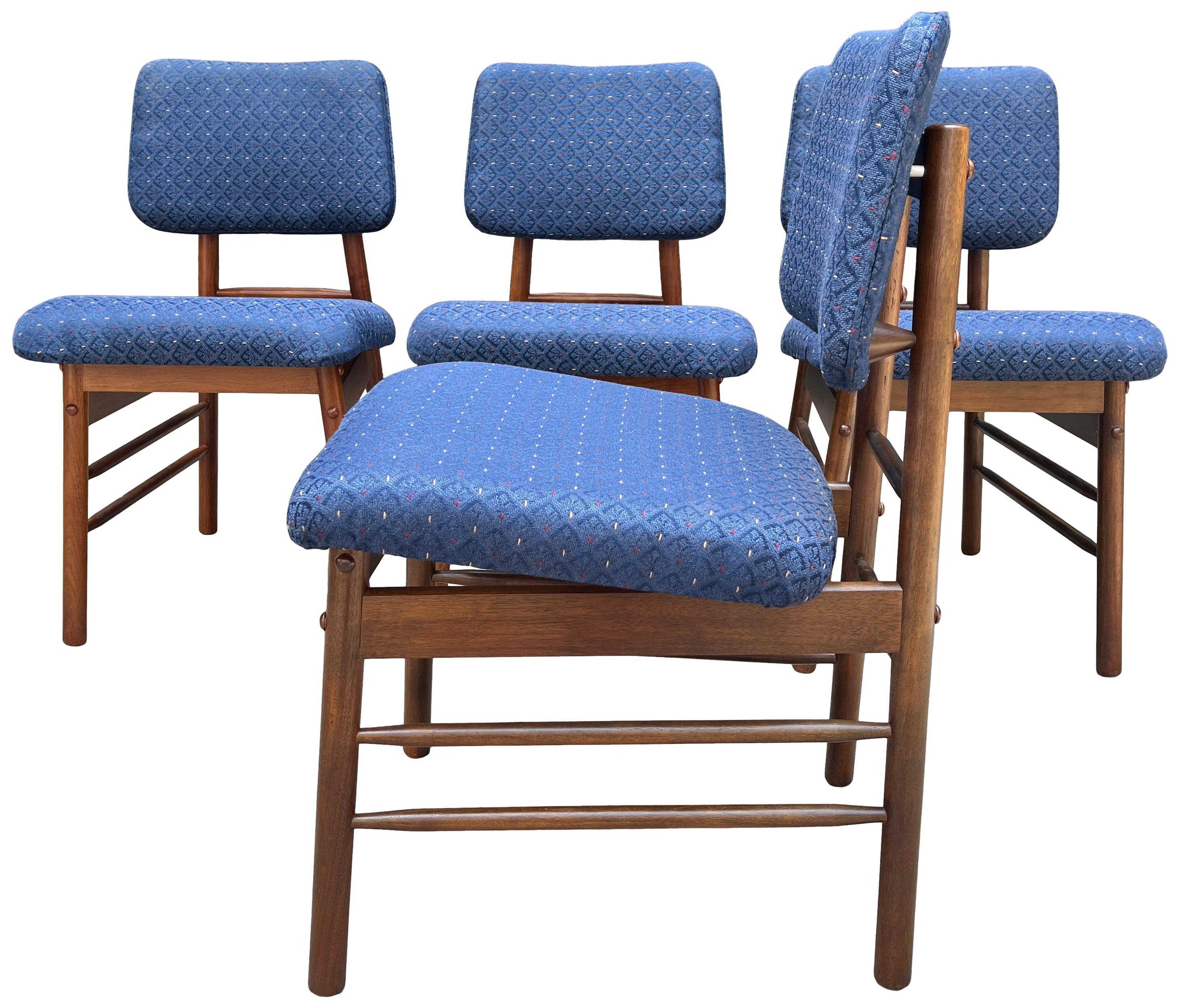 Superb Midcentury Set of Four Dining Chairs Greta Magnusson Grossman For Sale 4