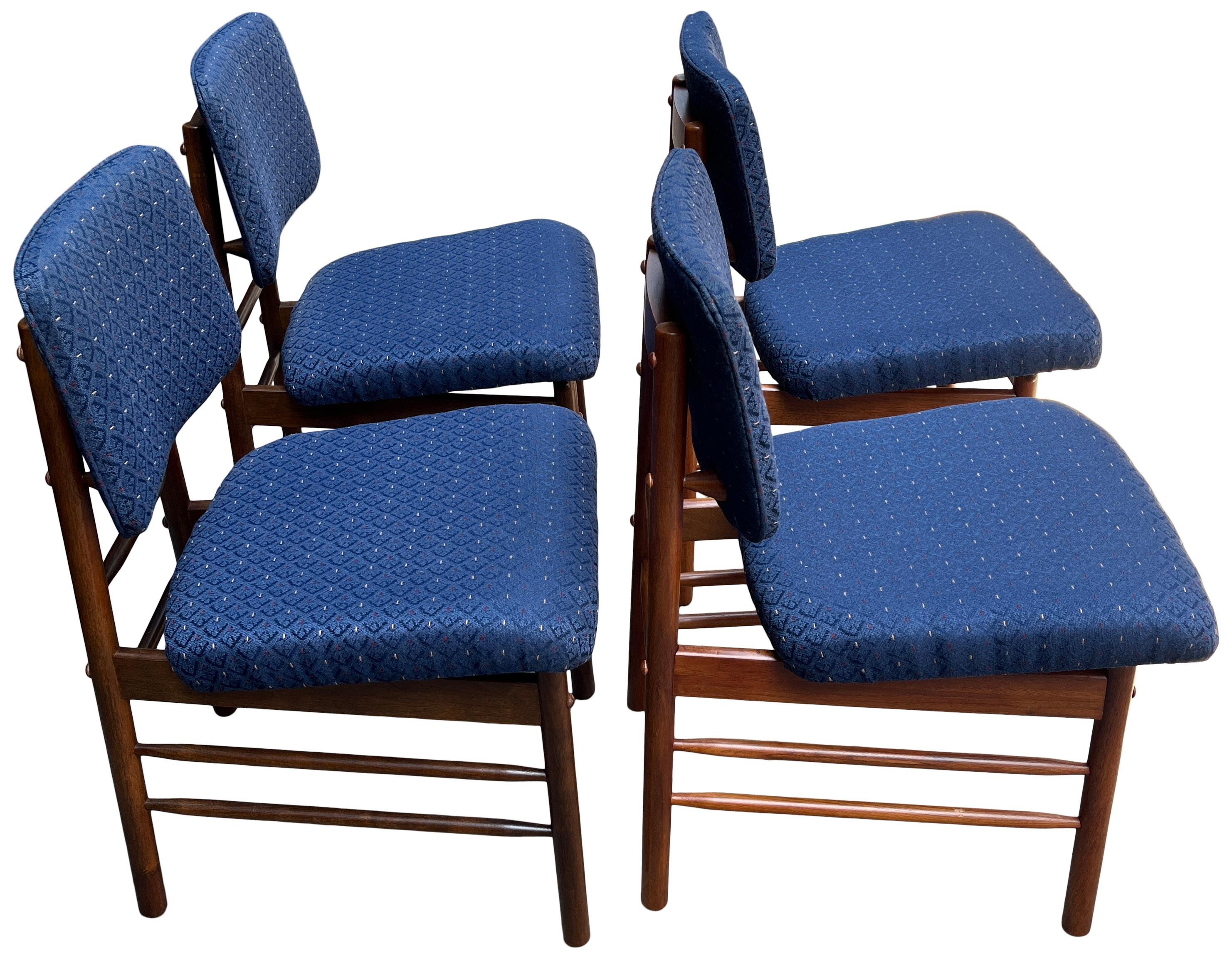 Superb Midcentury Set of Four Dining Chairs Greta Magnusson Grossman For Sale 9