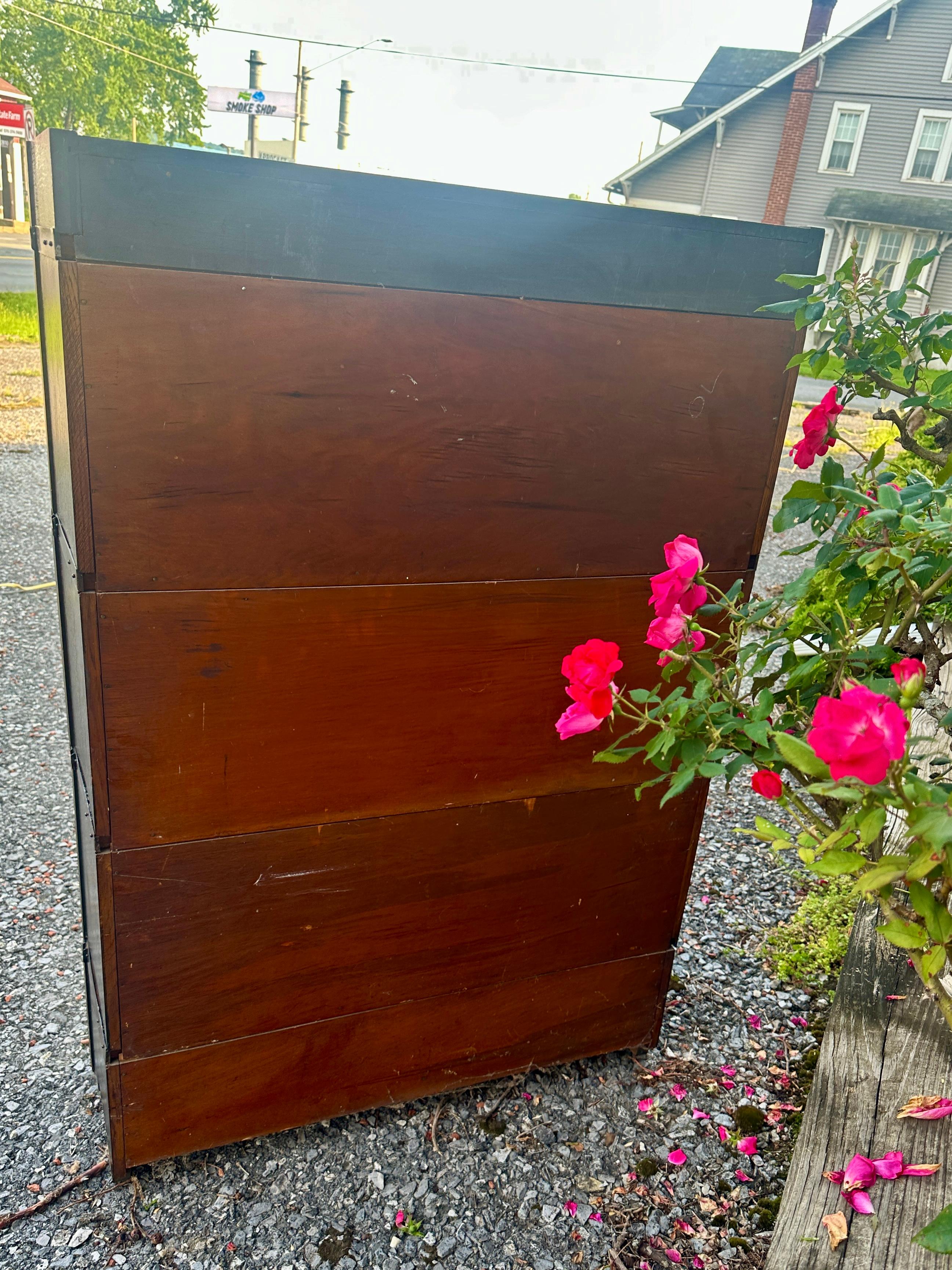 SUPERB Mission Barrister Bookcase by Globe Warnicke - W2794 in vendita 8
