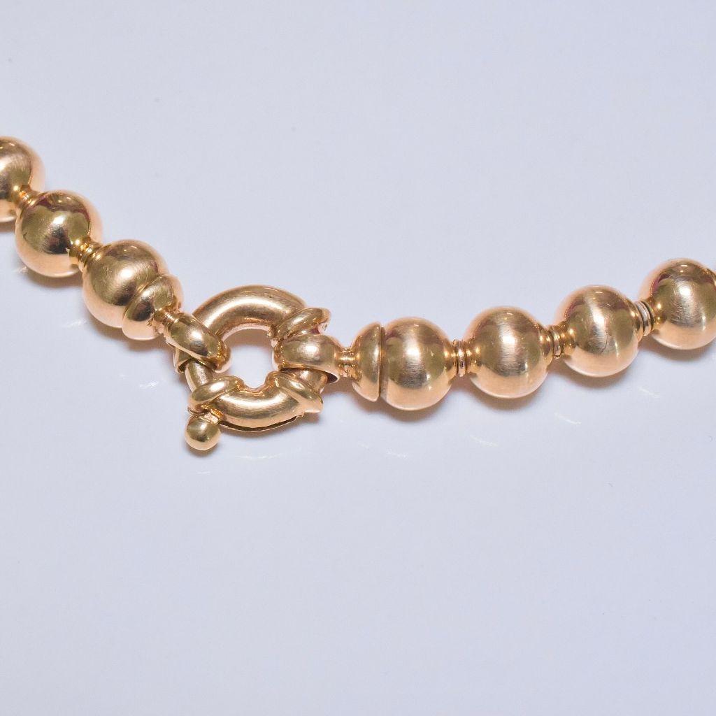 Contemporain Superbe collier moderne en or jaune 9 carats avec perles de rondelle - 44 grammes en vente