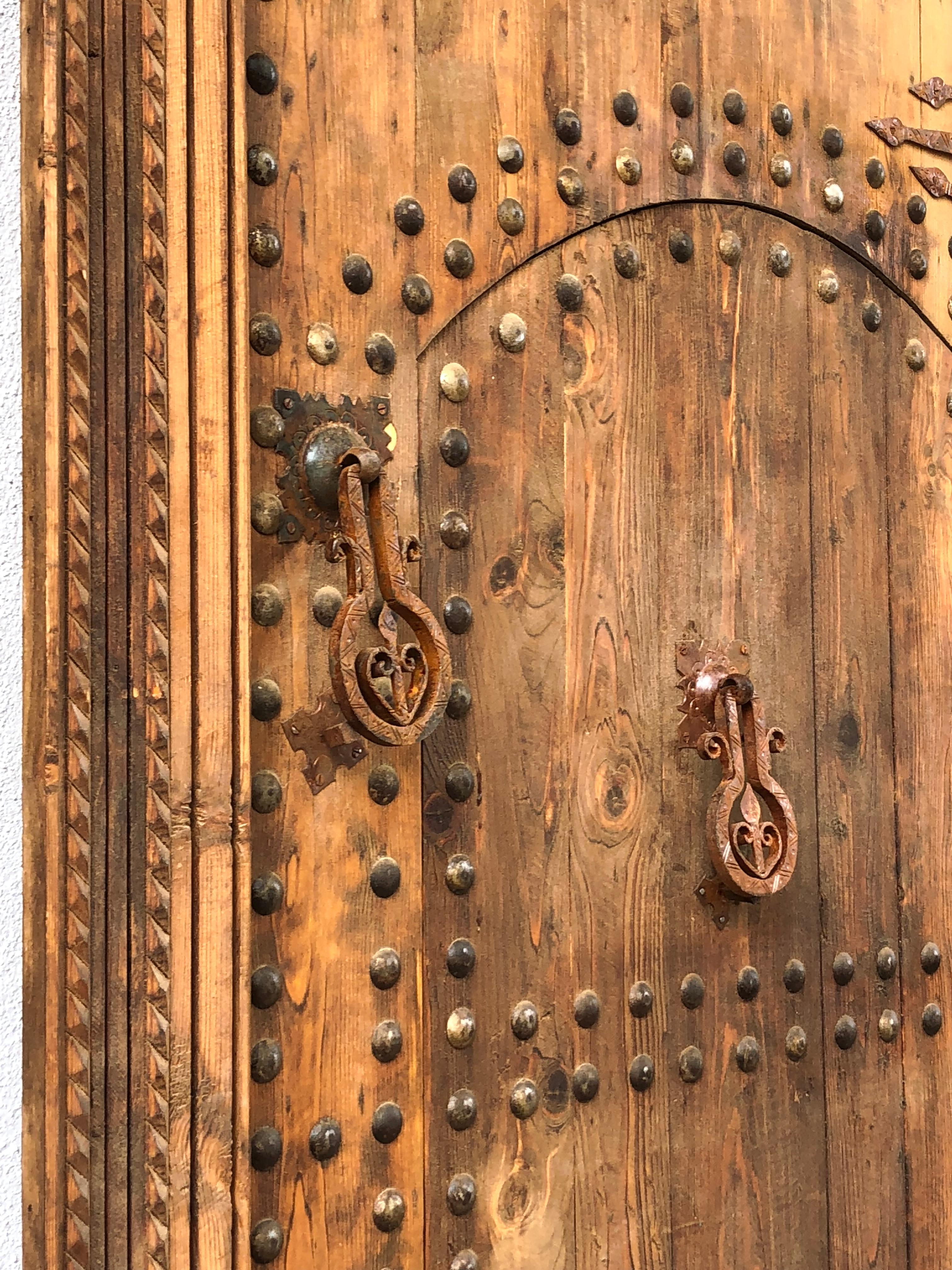 moroccan wooden door