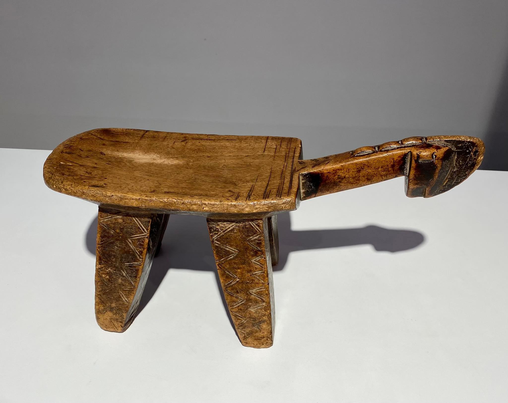 Wood Superb museum quality Antique Lobi or Bwa stool Burkina Faso / Mali  For Sale