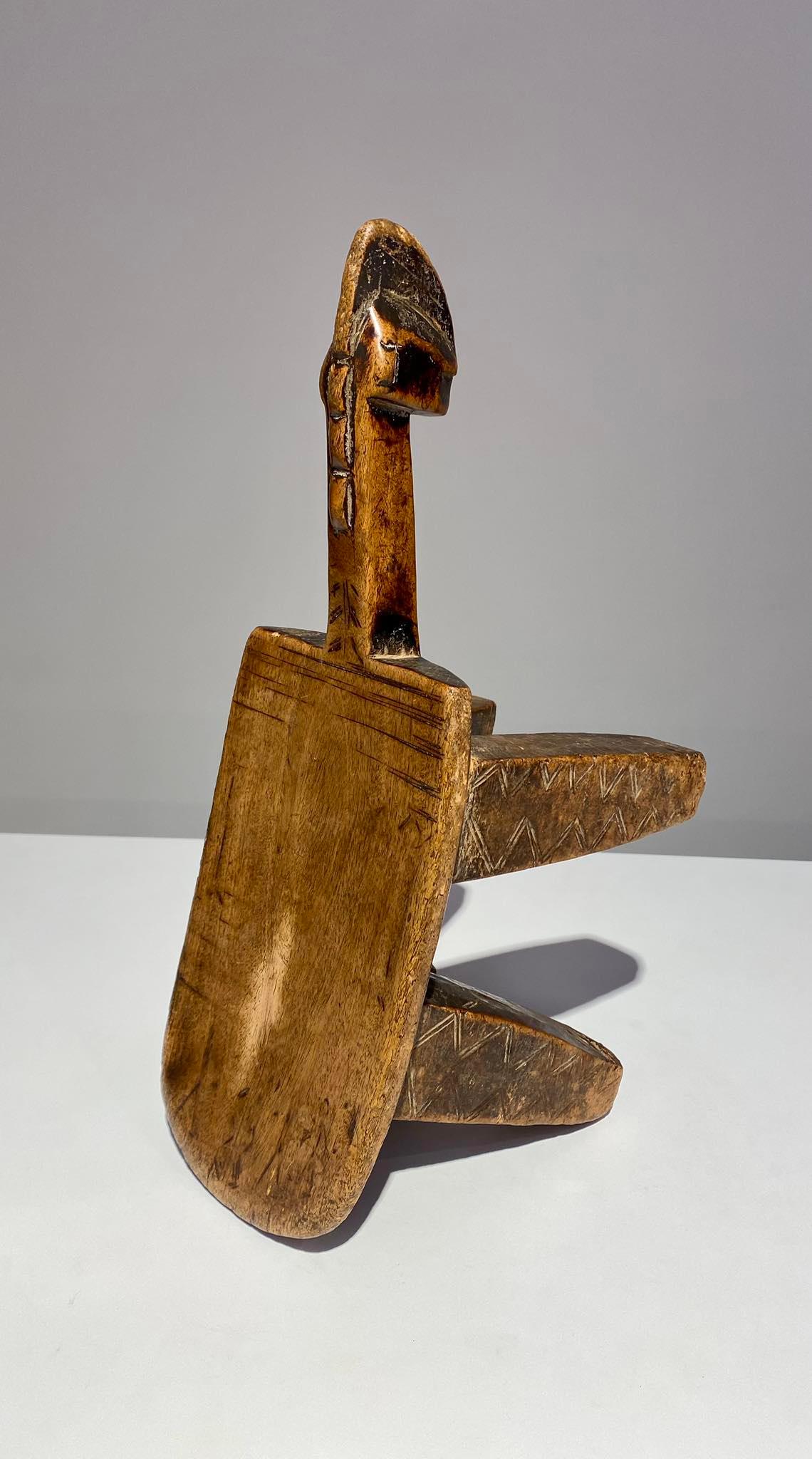 Superb museum quality Antique Lobi or Bwa stool Burkina Faso / Mali  For Sale 2