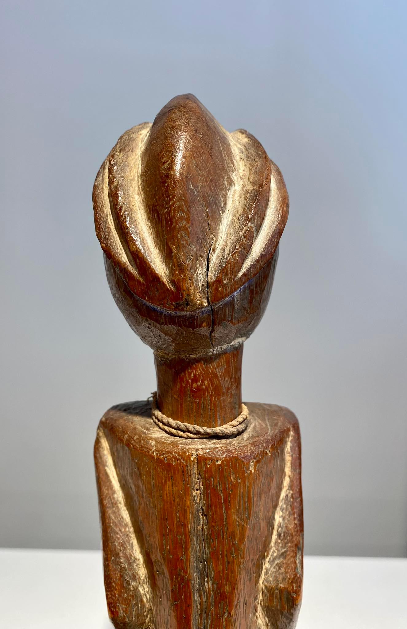 Superb and rare museum quality Kulango Kulongo female wooden statue Ivory Coast / Côte d'Ivoire

Statues from the Kulango people are rare !

For sale at Art Gallery Decoster Belgium

Tribe : Kulango / Kulongo
Country : Ivory Coast / Côte