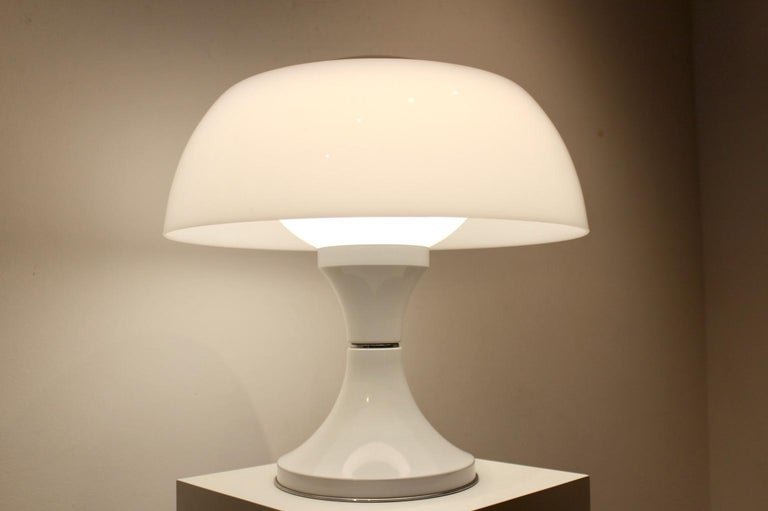 Mid-Century Modern Superb Mushroom Table Lamp by Gaetano Sciolari for Valenti, 1968 For Sale