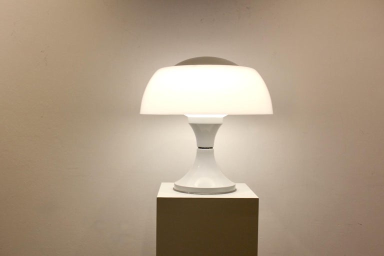 Superb Mushroom Table Lamp by Gaetano Sciolari for Valenti, 1968 In Good Condition For Sale In Voorburg, NL