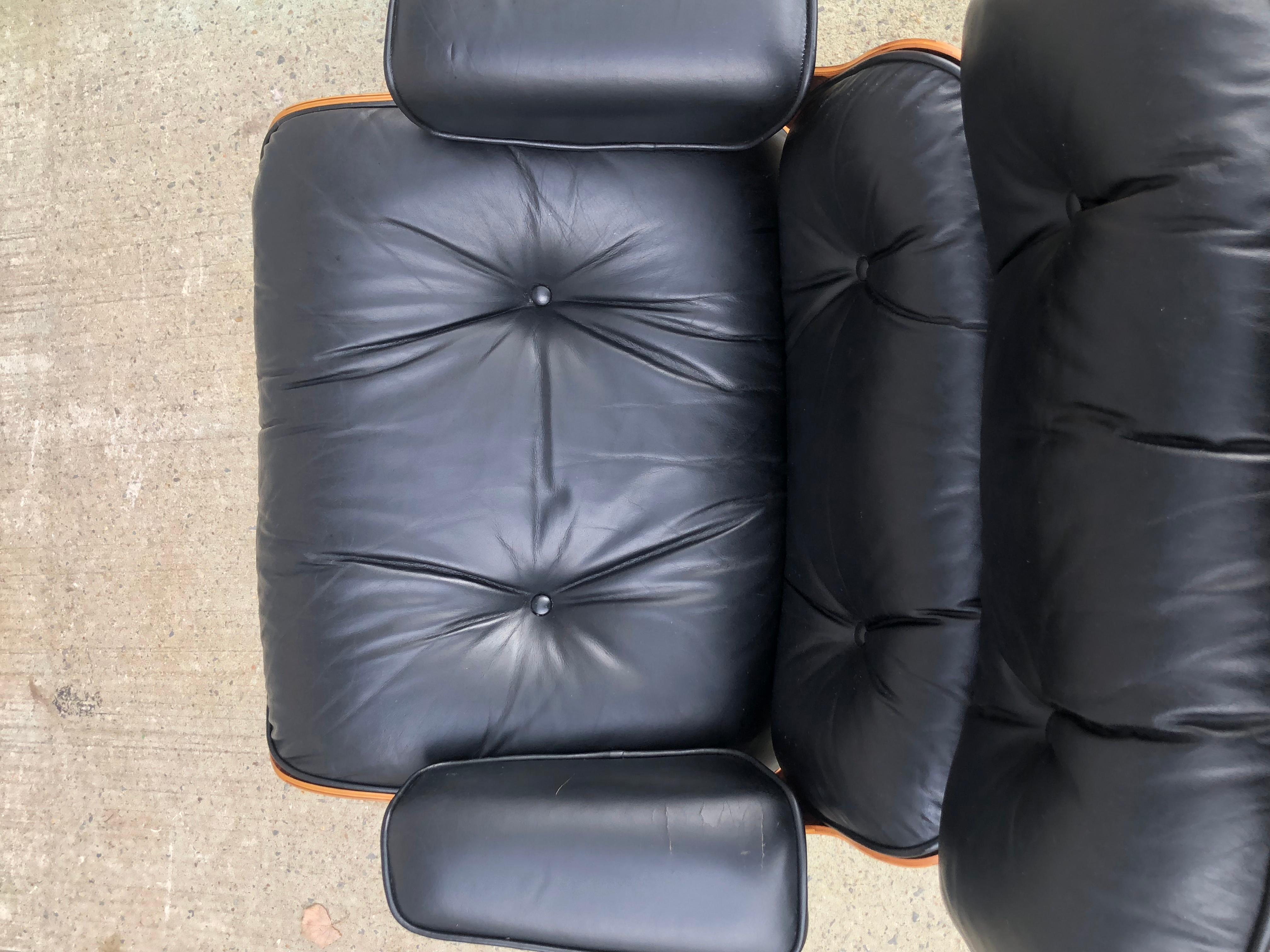 Superb Original Eames Lounge Chair and Ottoman In Excellent Condition In Brooklyn, NY