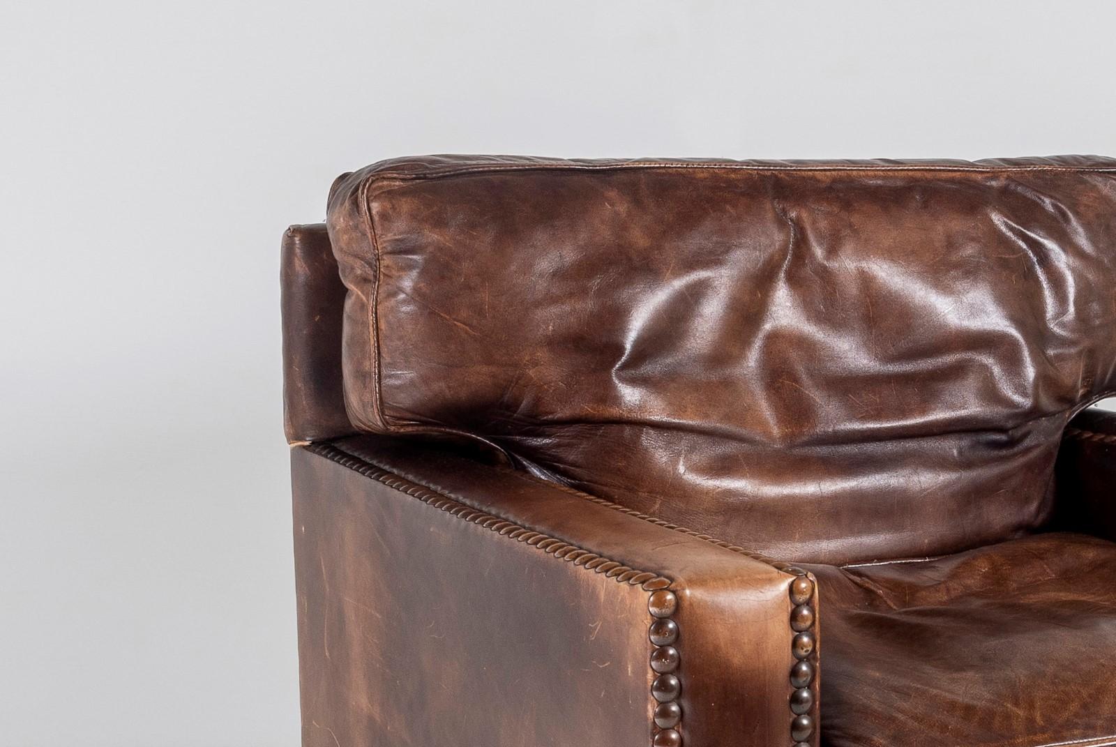Superb Original Vintage Chelsea Bordeaux Handmade Brown Leather Armchair For Sale 1