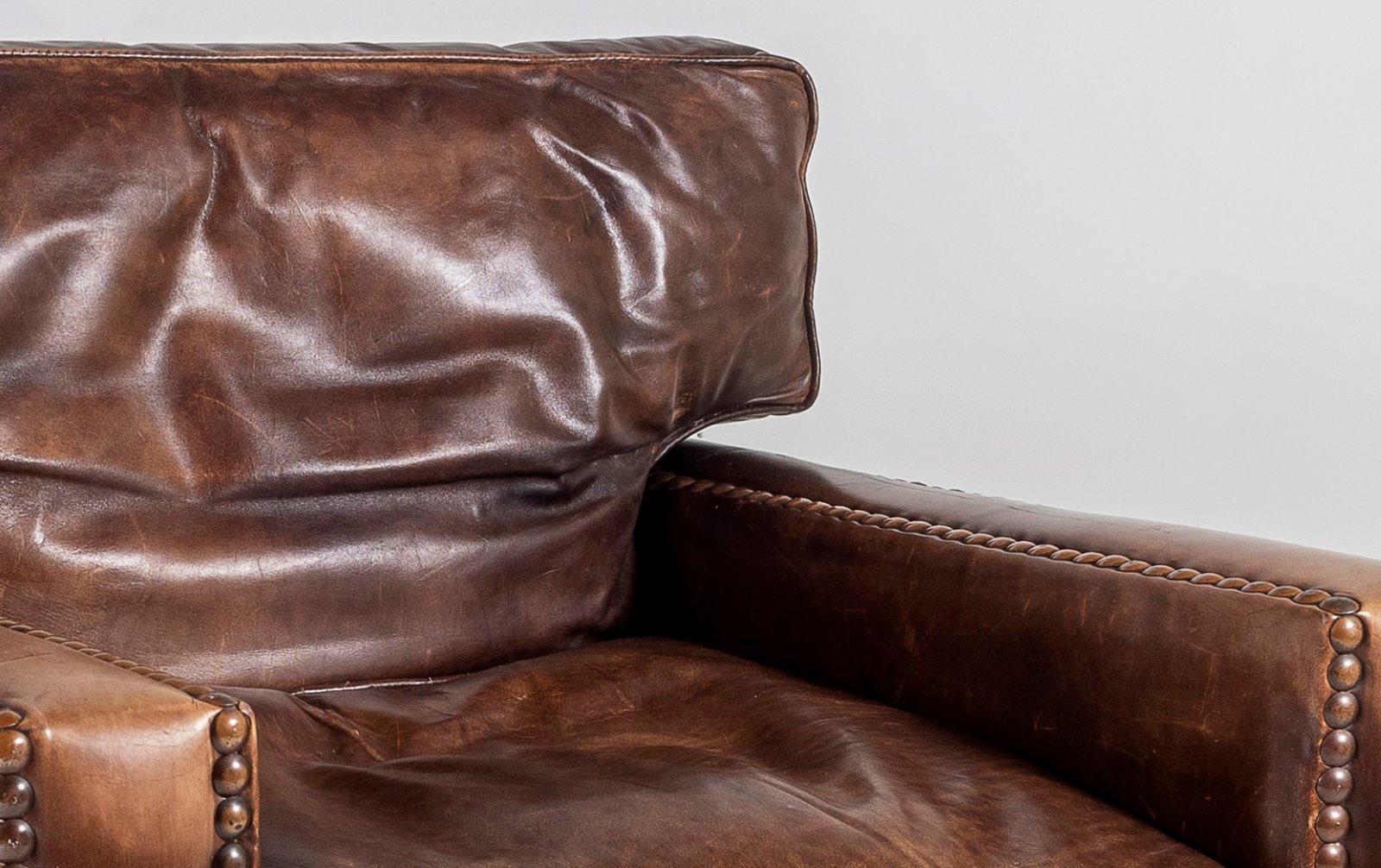 Superb Original Vintage Chelsea Bordeaux Handmade Brown Leather Armchair For Sale 2