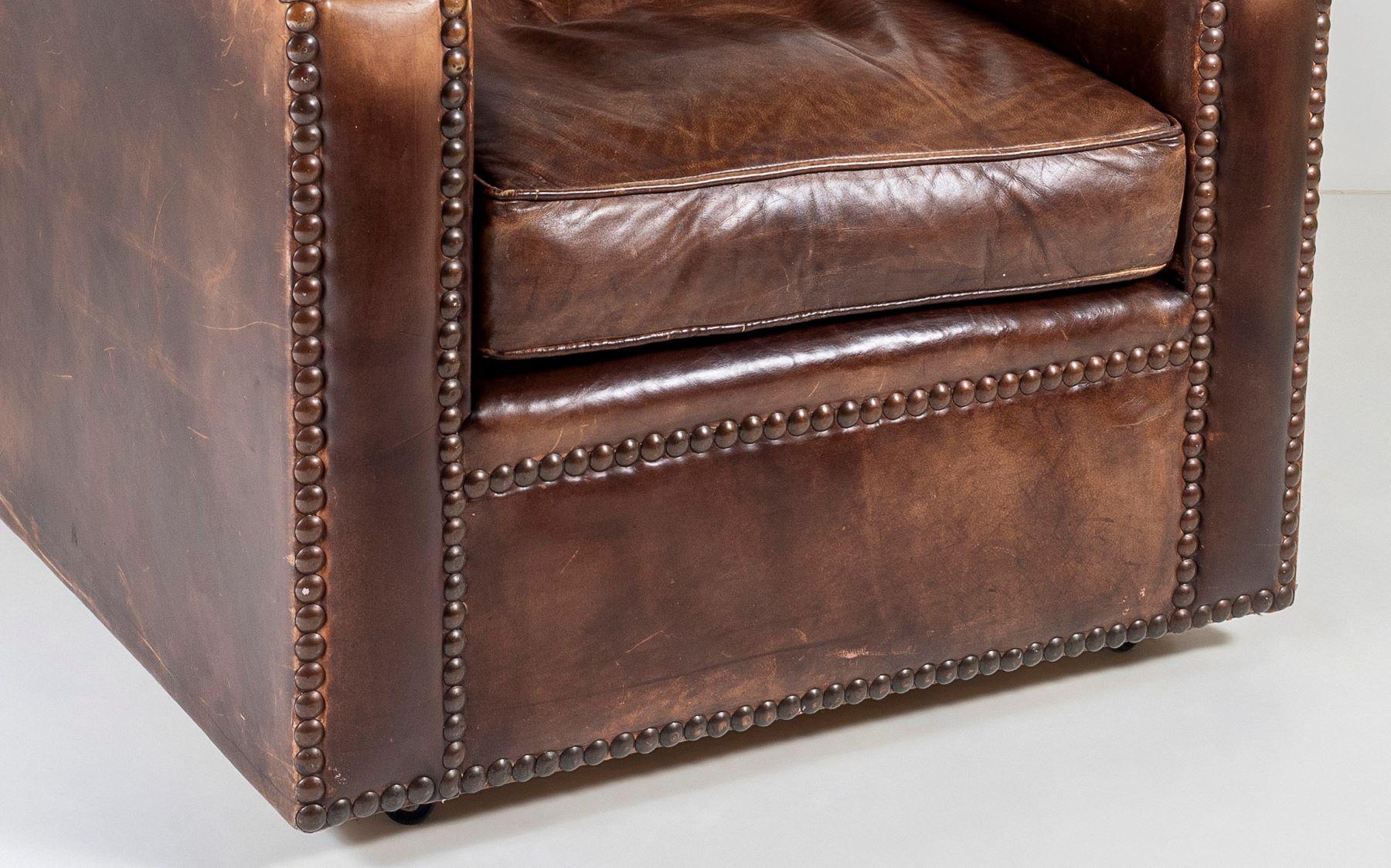 Superb Original Vintage Chelsea Bordeaux Handmade Brown Leather Armchair For Sale 3