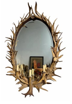 Magnífico Espejo Ovalado de Diseño Candelabro Antler