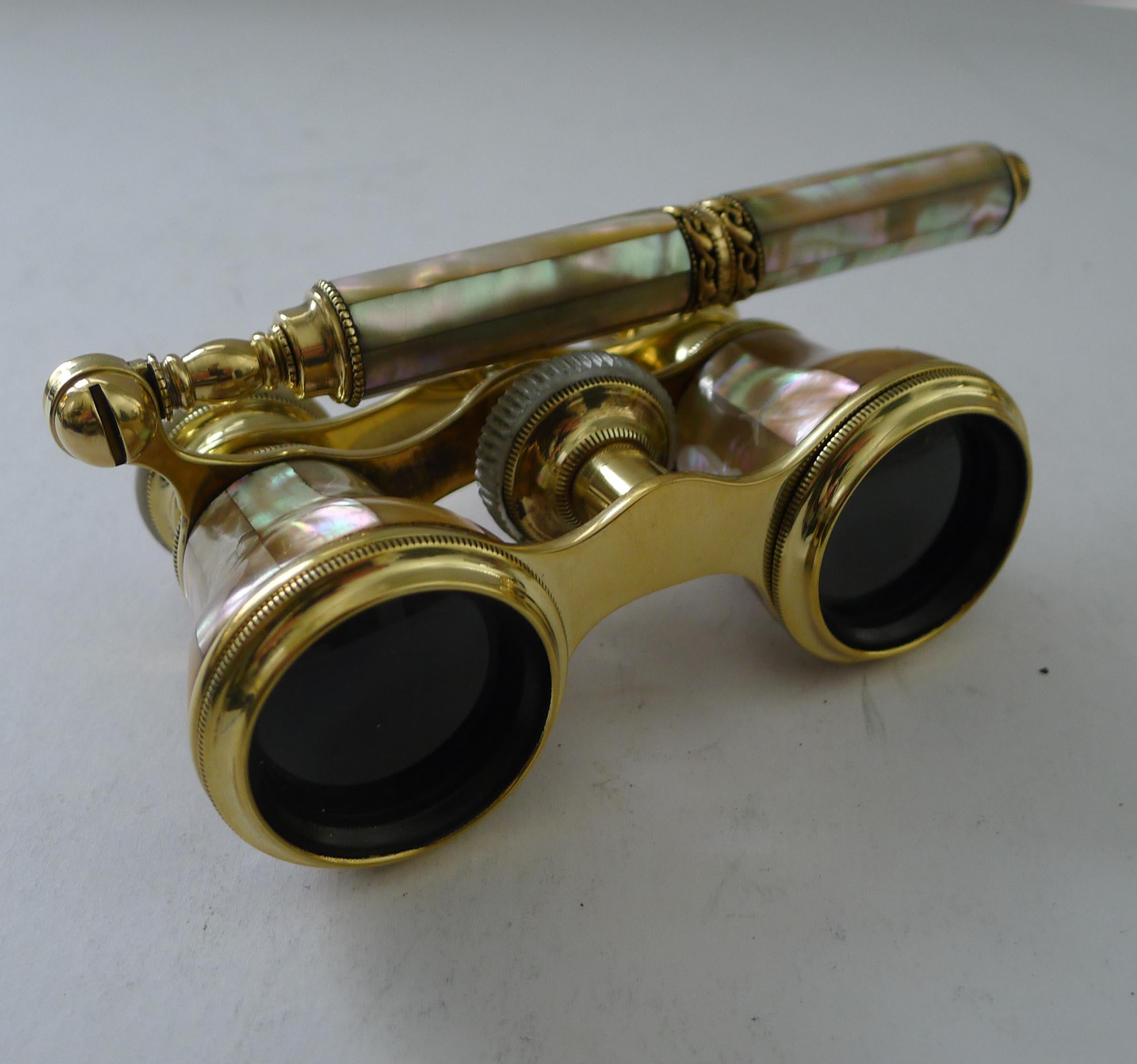 Magnífico Par de Gemelos de Ópera Antiguos c.1910 Latón en venta