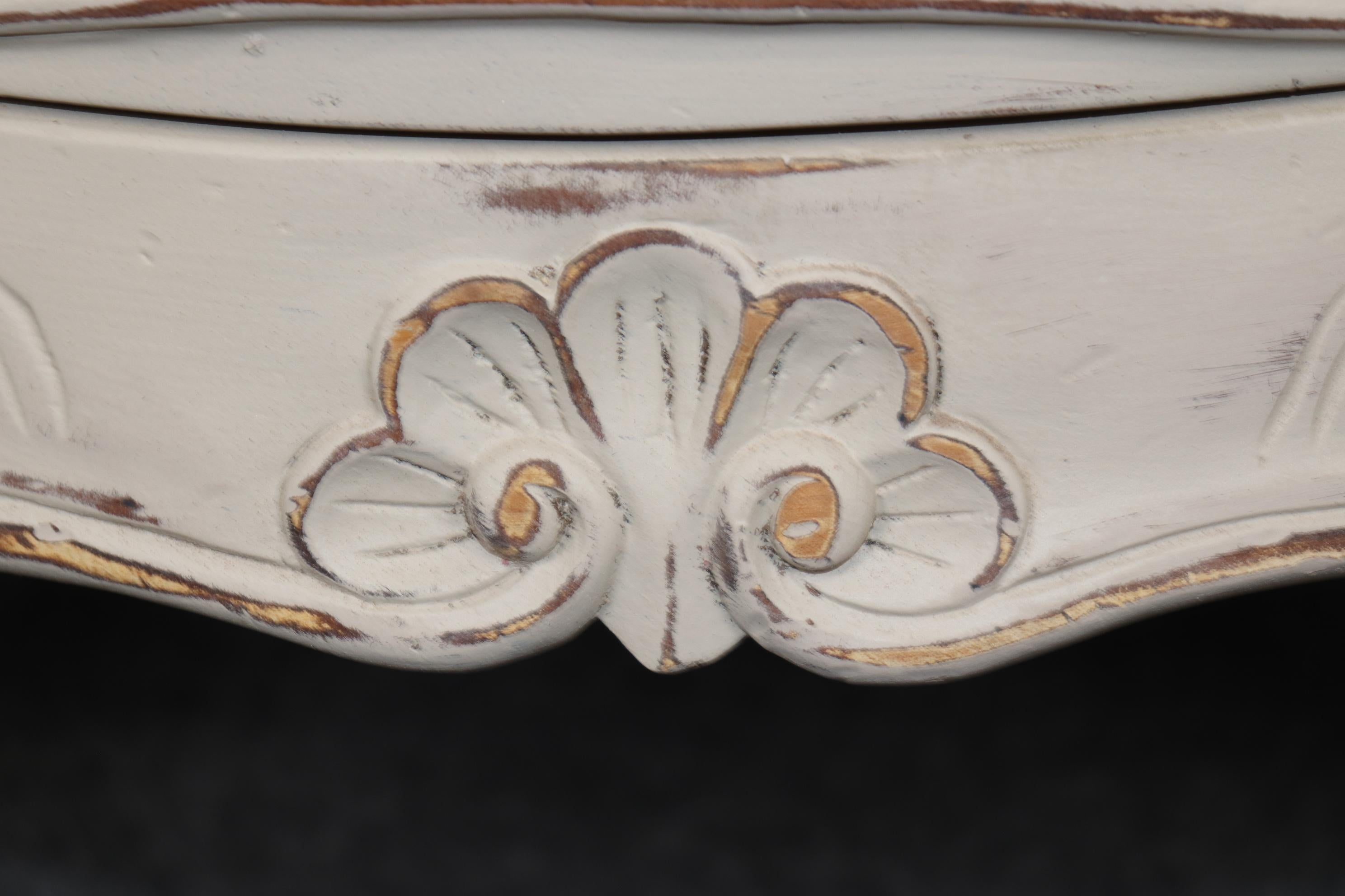 Superb Pair Cottage Chic Paint Decorated Soft White Swedish Gustavian Commodes For Sale 5