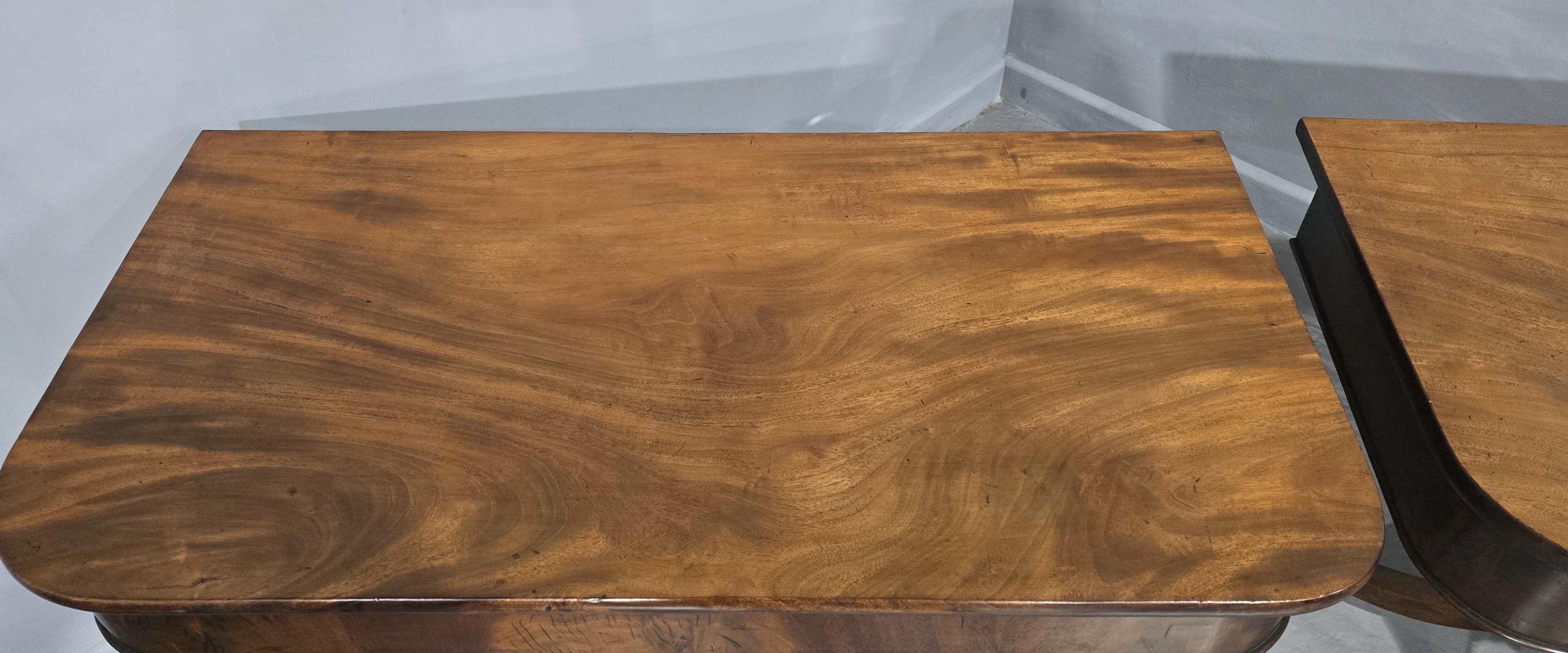 Superb Pair  Georgian Mahogany Console Tables For Sale 3