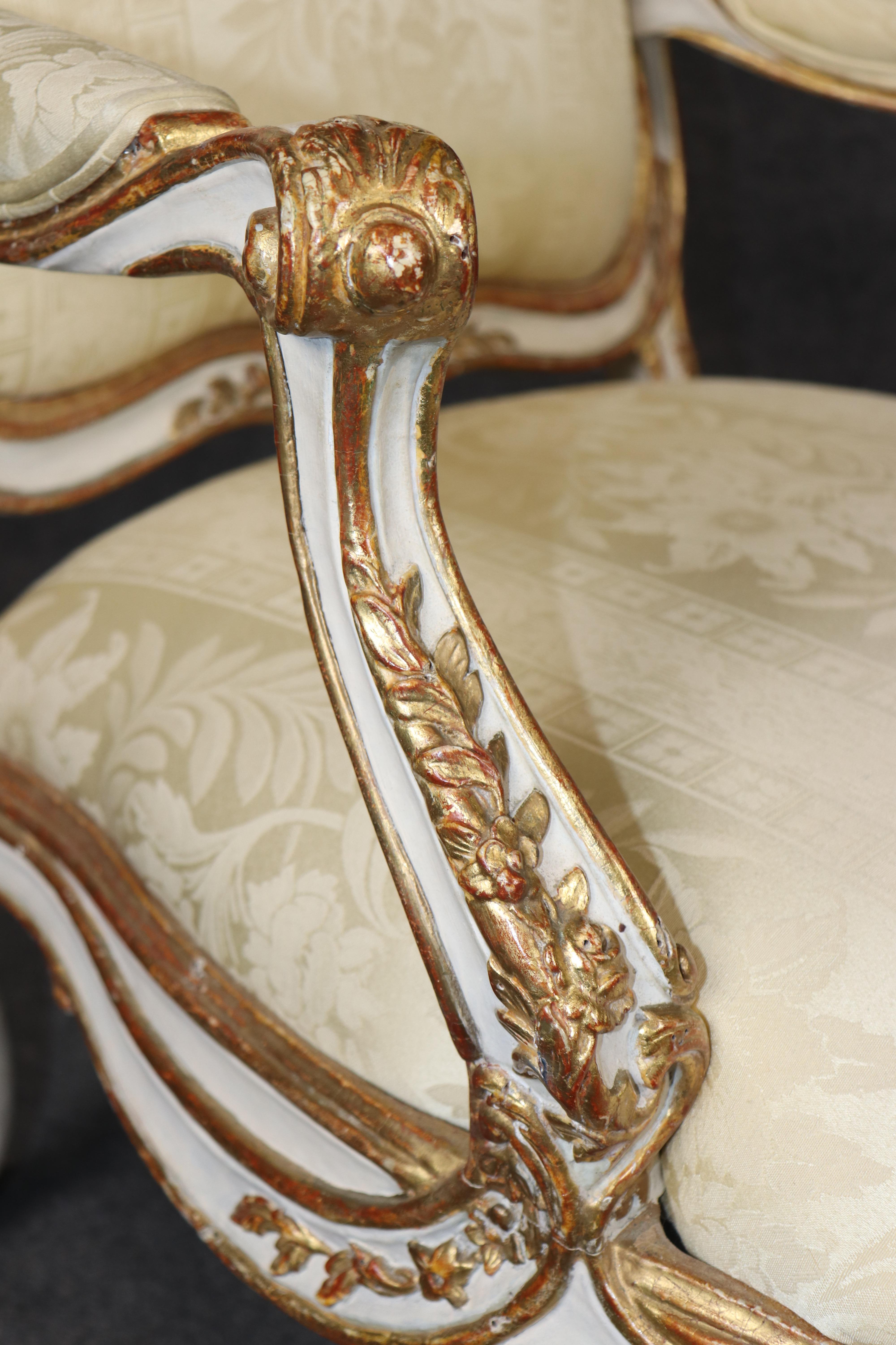 Superb Pair of 19th Century French Louis XV Paint Decorated Giltwood Armchairs For Sale 8