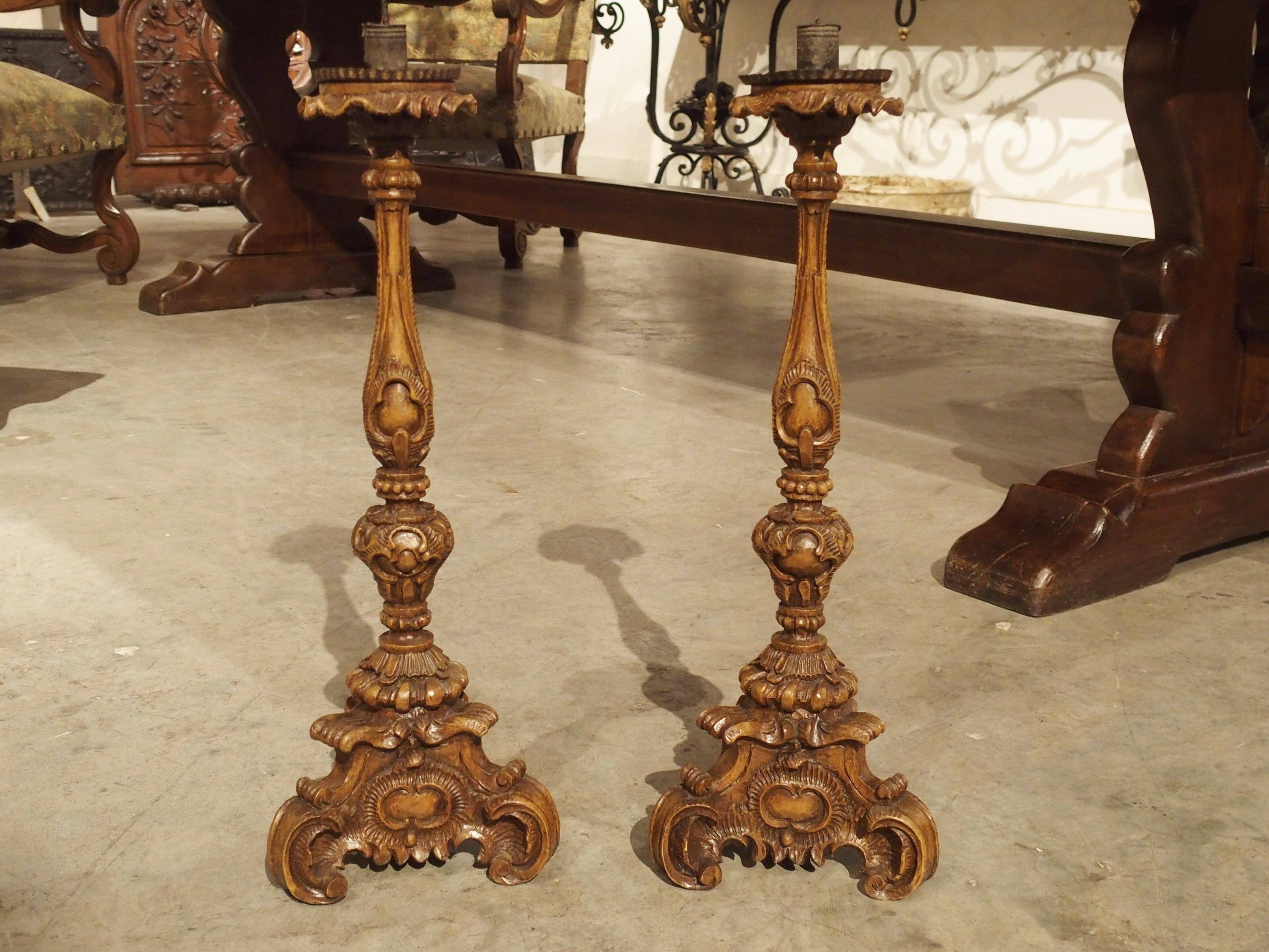 Superb Pair of Finely Carved 18th Century French Candlesticks 9