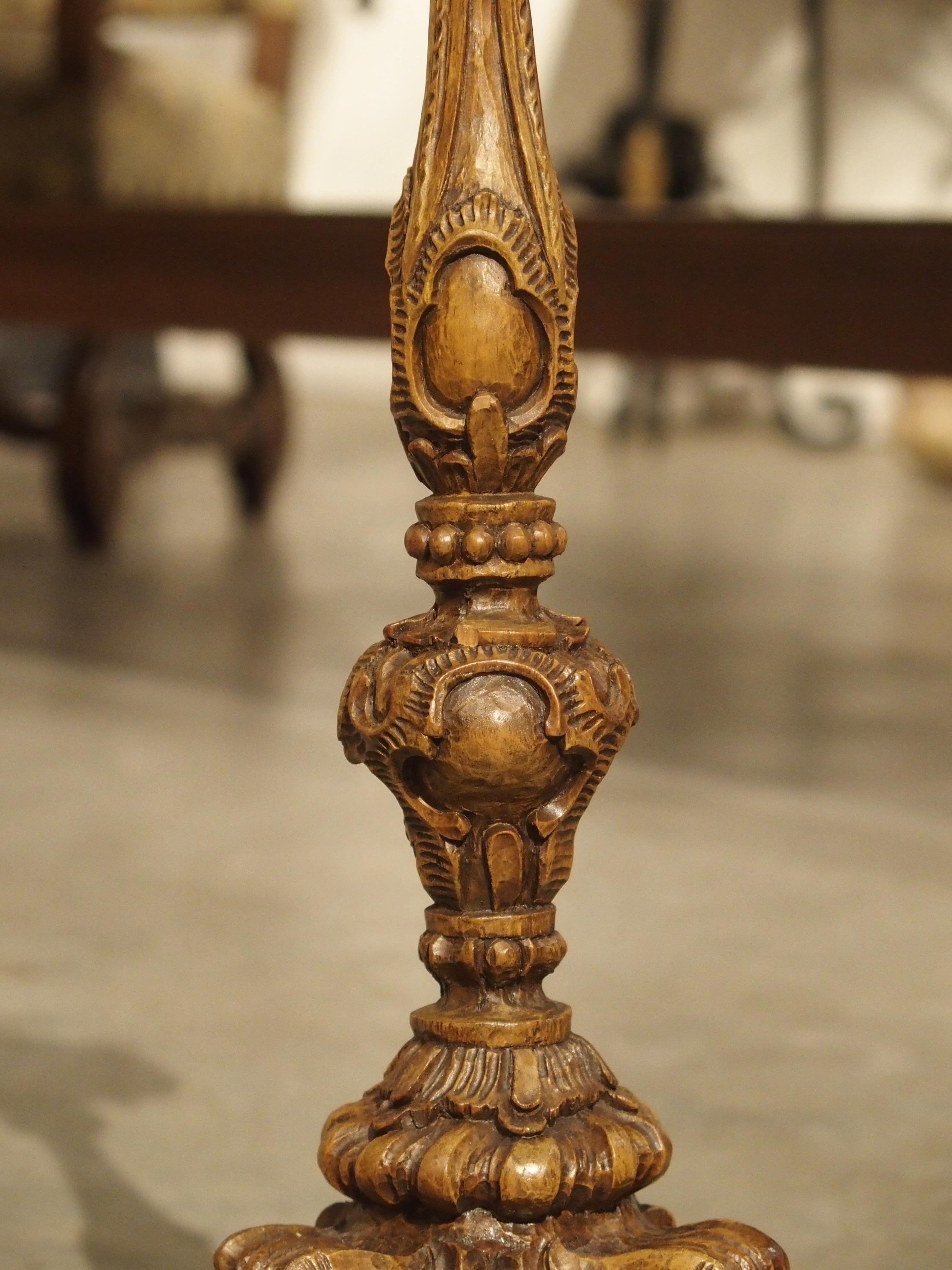 18th Century and Earlier Superb Pair of Finely Carved 18th Century French Candlesticks