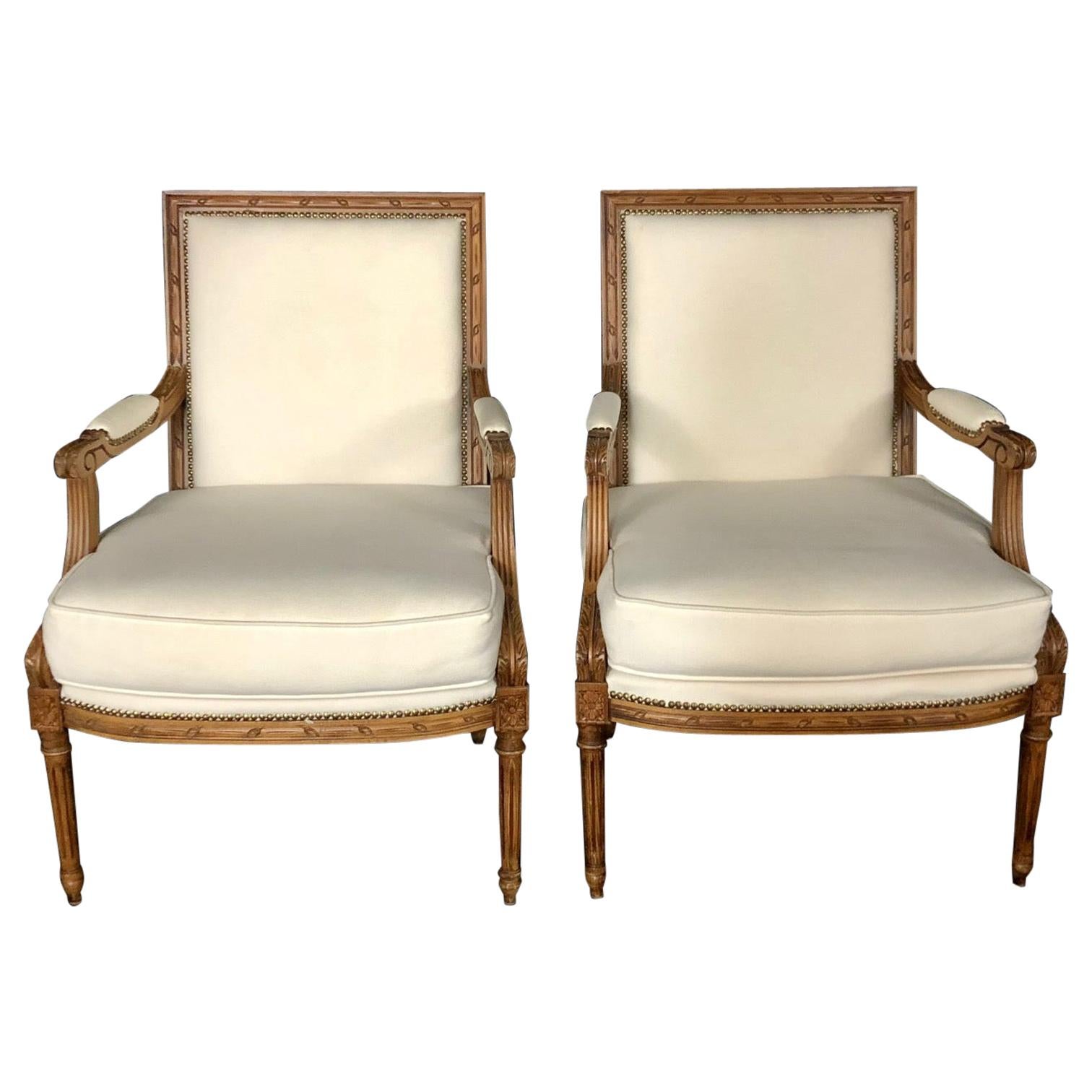 Superb Pair of Italian Carved Walnut Armchairs Bergeres with New Upholstery