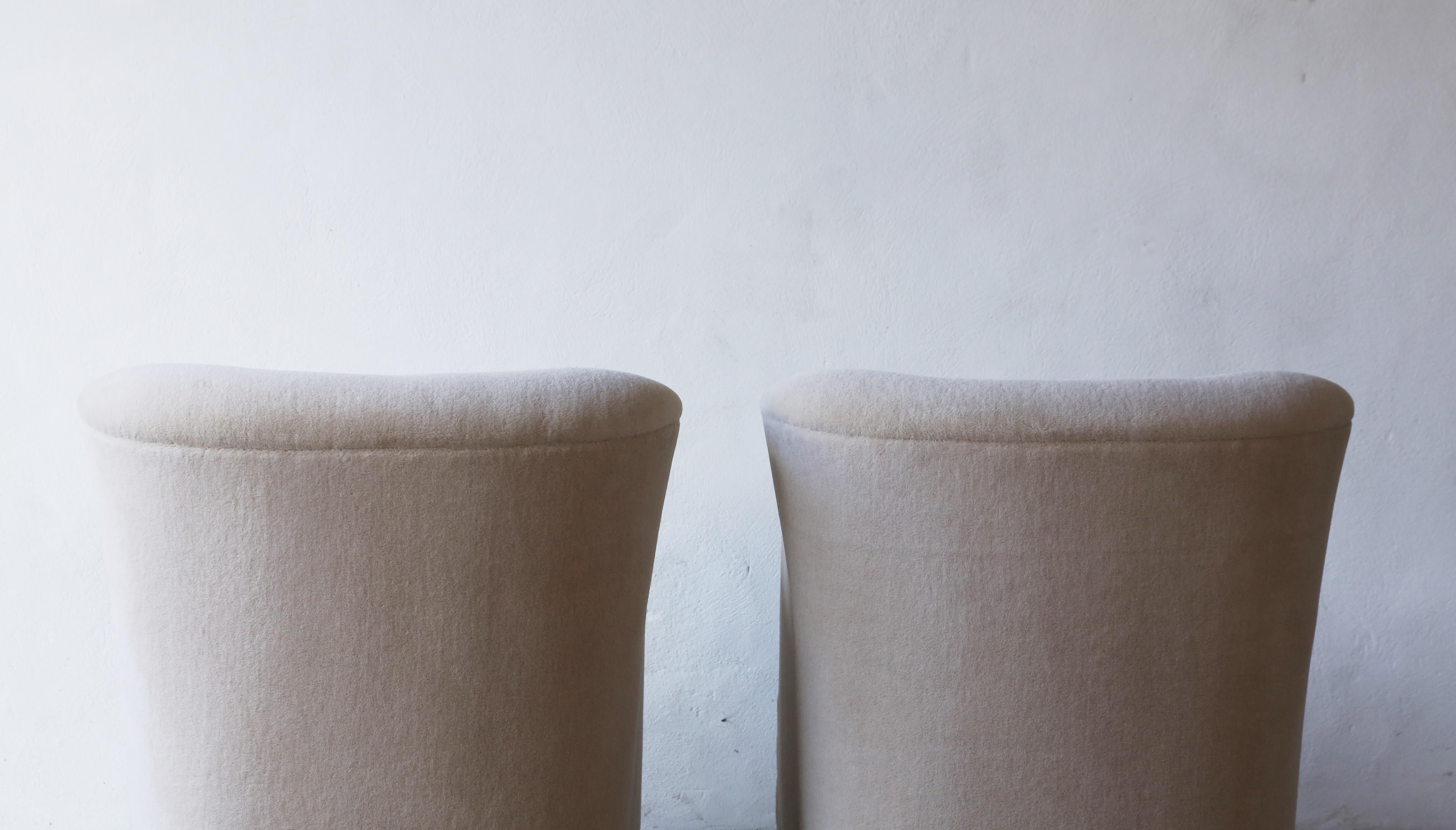 Contemporary Superb Pair of Lounge Chairs, Newly Upholstered in Pure Alpaca