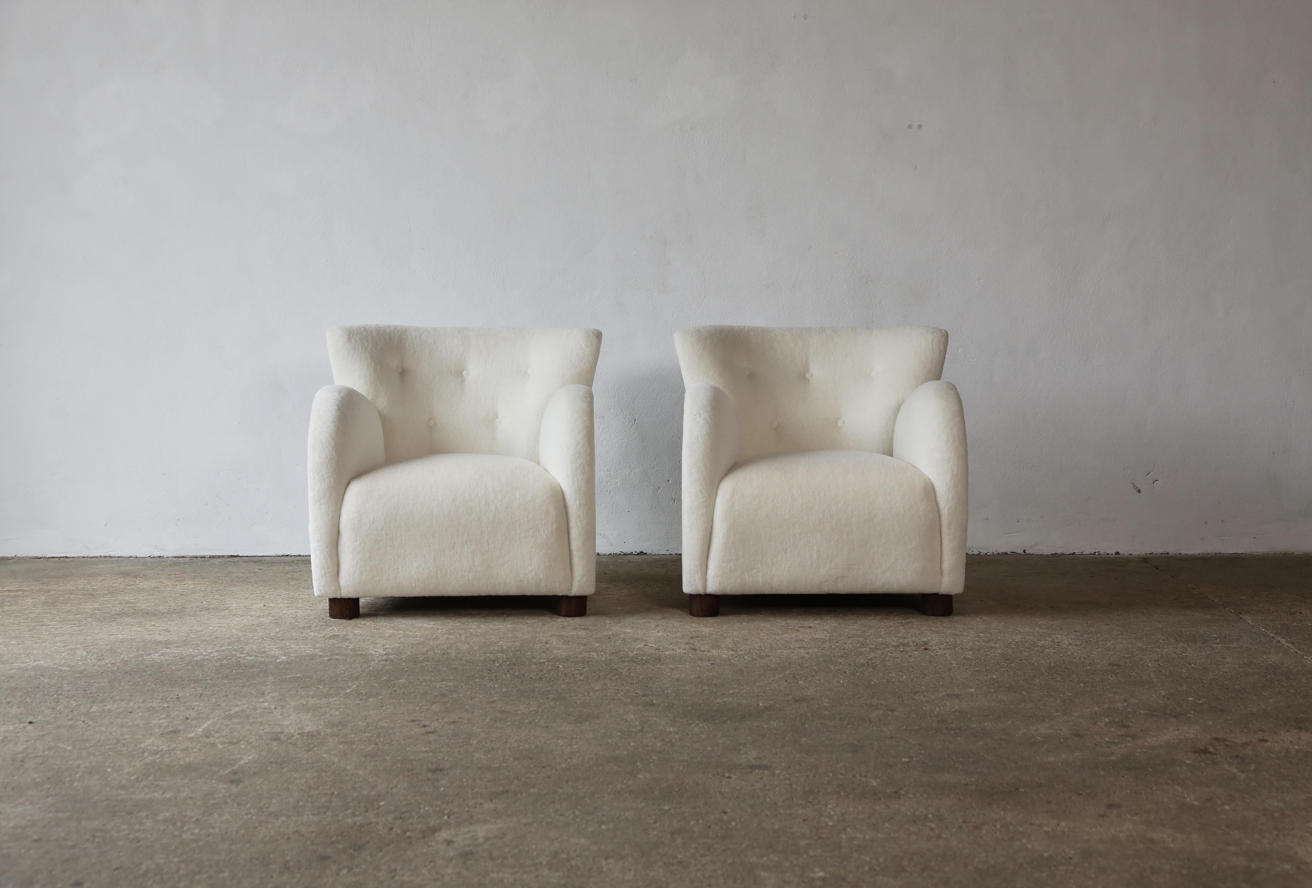 Scandinavian Modern Superb Pair of Lounge Chairs, Upholstered in Pure Alpaca For Sale