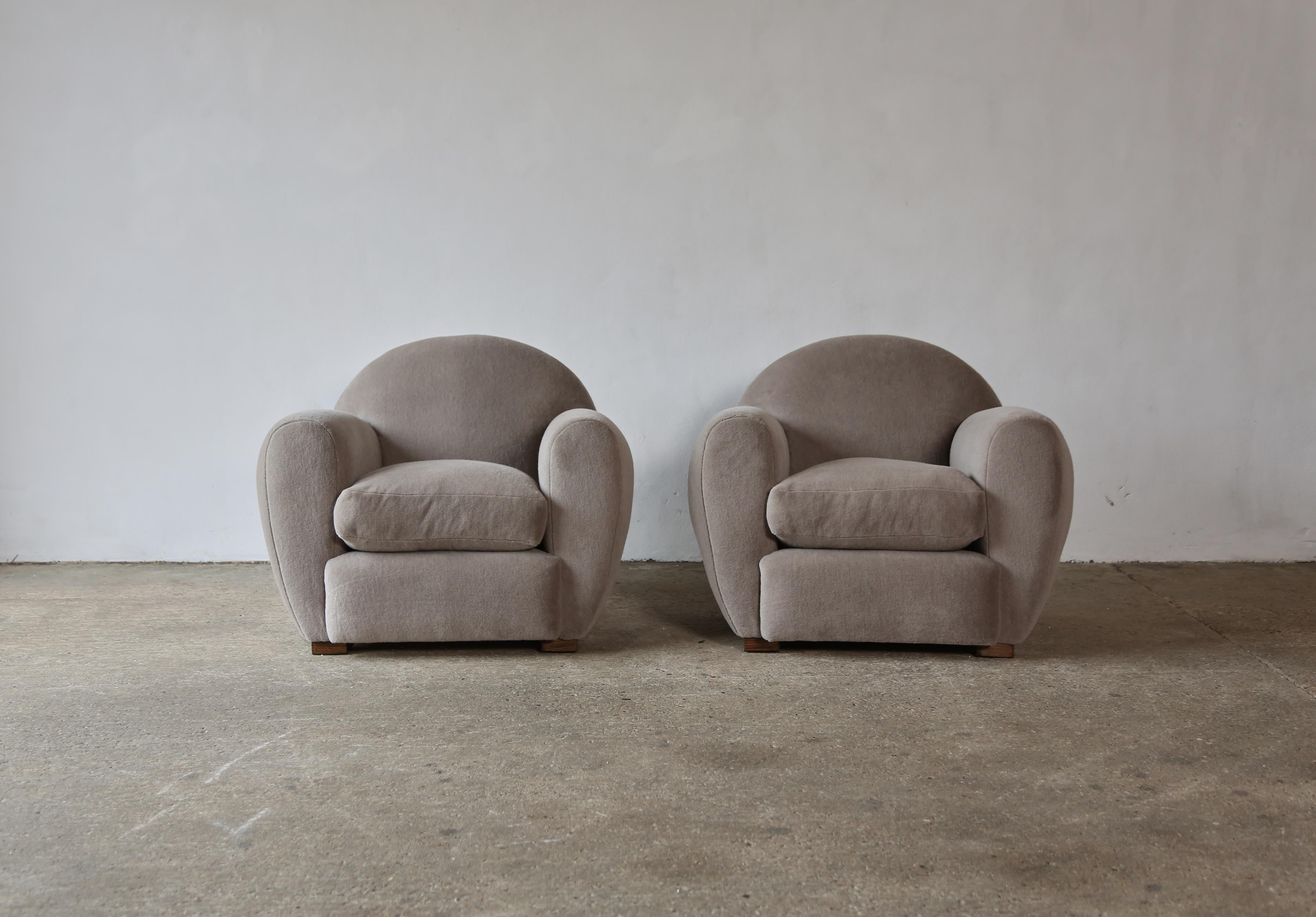 Art Deco Superb Pair of Round Club Chairs, Upholstered in Pure Alpaca