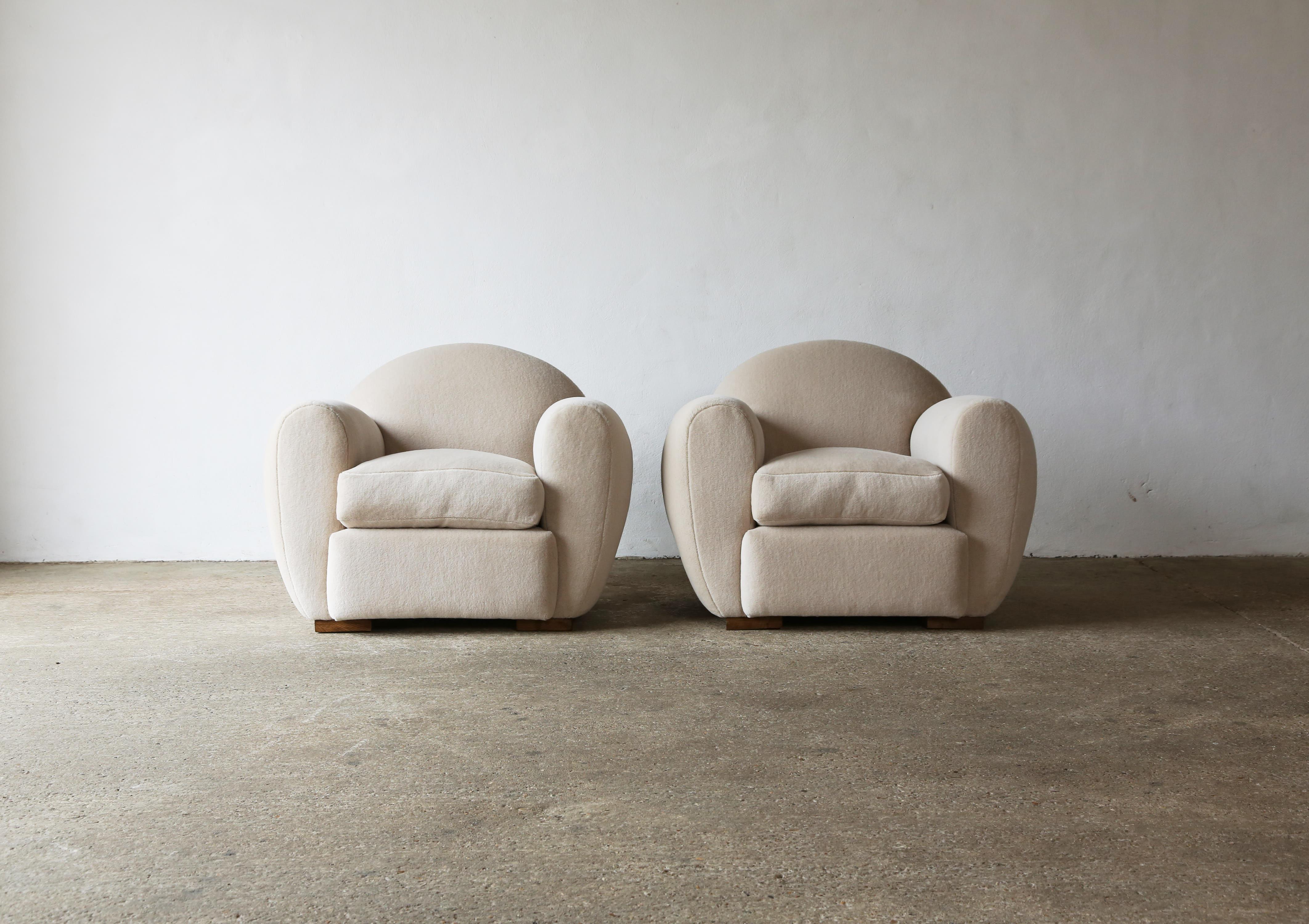 Art Deco Superb Pair of Round Leaning Club Chairs, Upholstered in Pure Alpaca