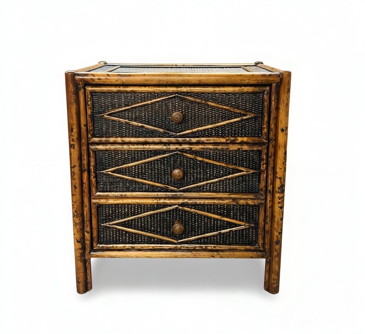 Superb Pair of Weathered Ebenholz Cane und Schildpatt Bamboo Small Chests (Gehstock) im Angebot