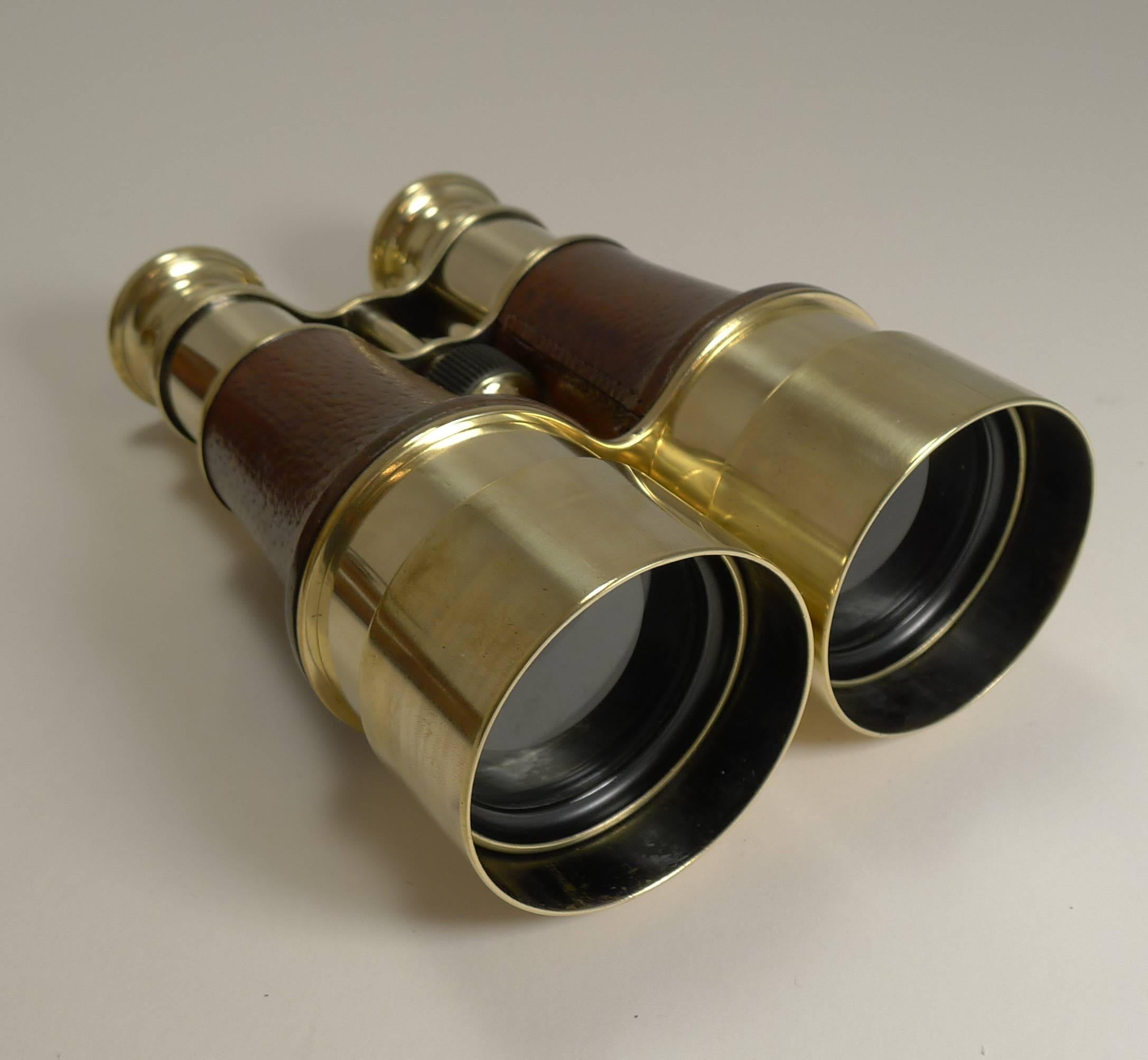 Superb Pair of WW1 Binoculars and Case, British Officer's Issue, 1916 Signed 1