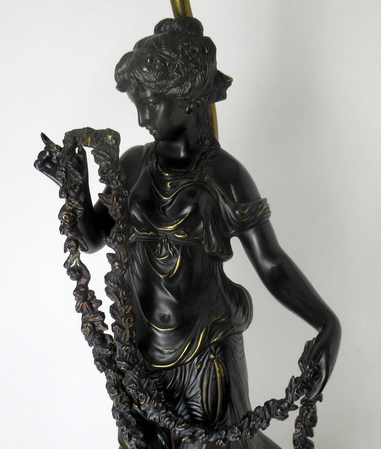 Antique Patinated French Classical Female Figure Bronze Table Lamp Sienna Marble In Good Condition For Sale In Dublin, Ireland