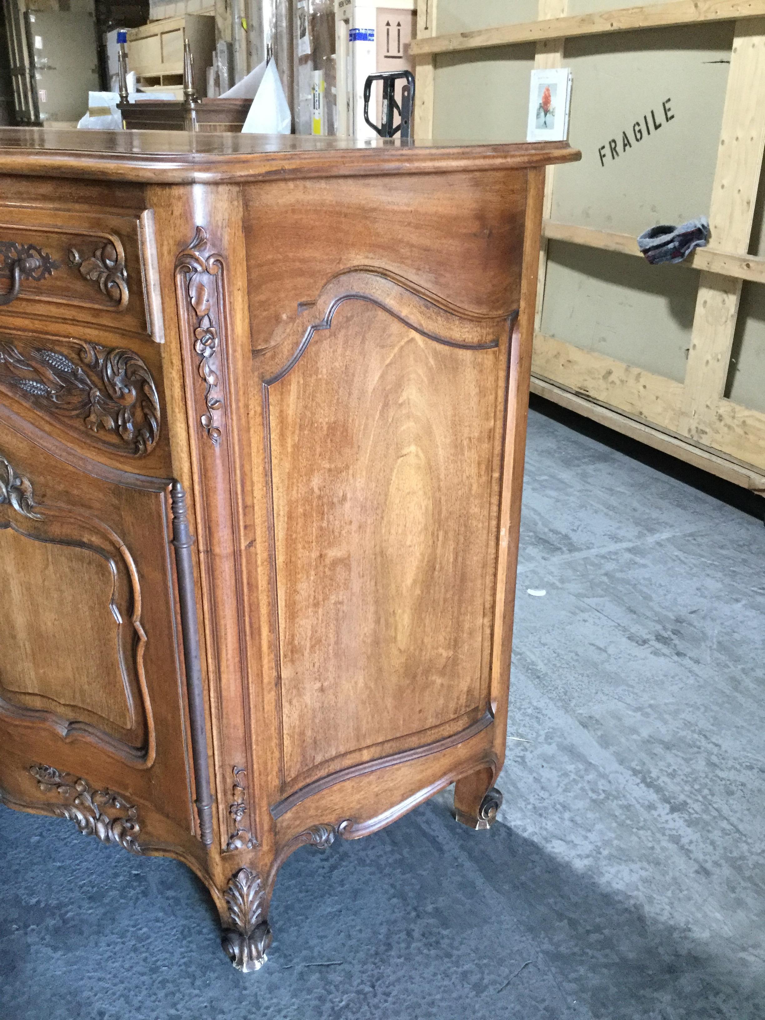 French Provincial Superb Provencal Walnut Buffet Sideboard with Magnificent Carvings