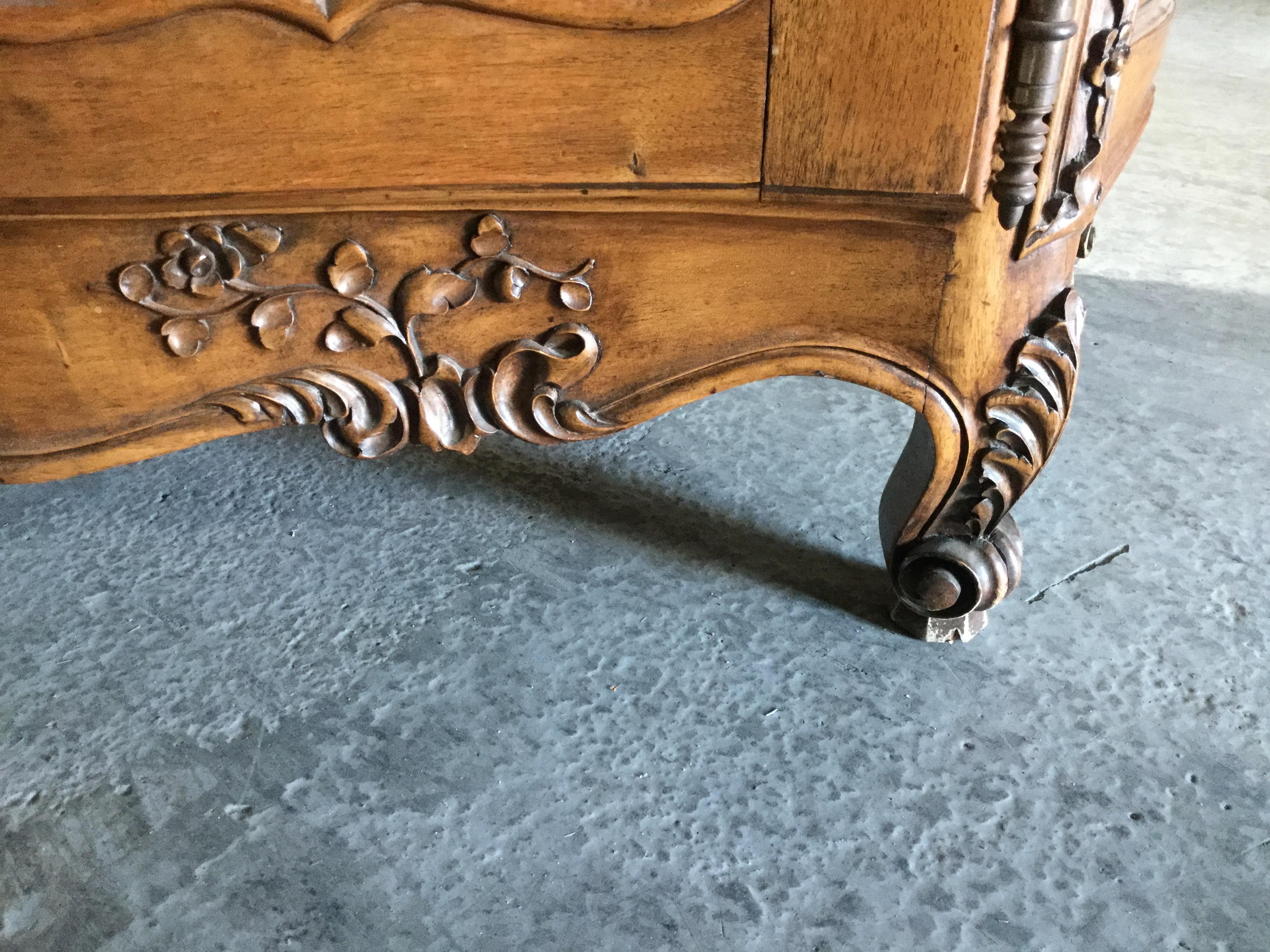 Superb Provencal Walnut Buffet Sideboard with Magnificent Carvings 2