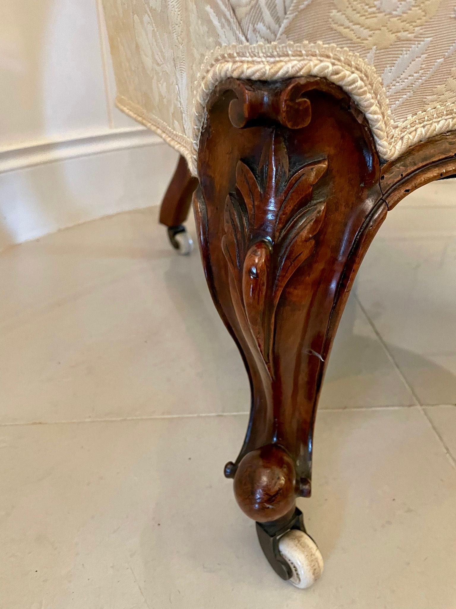 Superb Quality 19th Century Antique Victorian Carved Walnut Gentleman's Chair 2