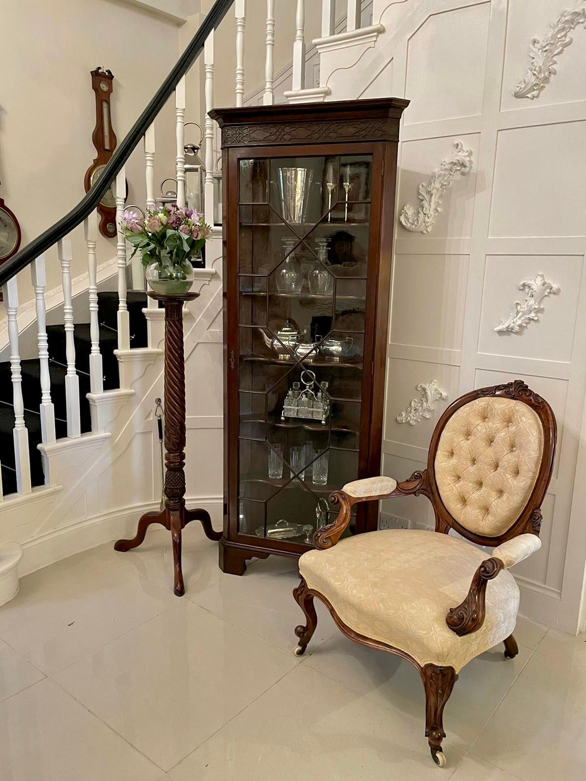 Superb quality antique Victorian carved walnut gentleman's chair having a superb quality carved walnut oval shaped back, carved walnut shaped open arms, serpentine shaped seat raised on shaped carved walnut cabriole legs to the front and out swept