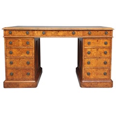 Superb Quality 19th Century Burr Walnut Desk