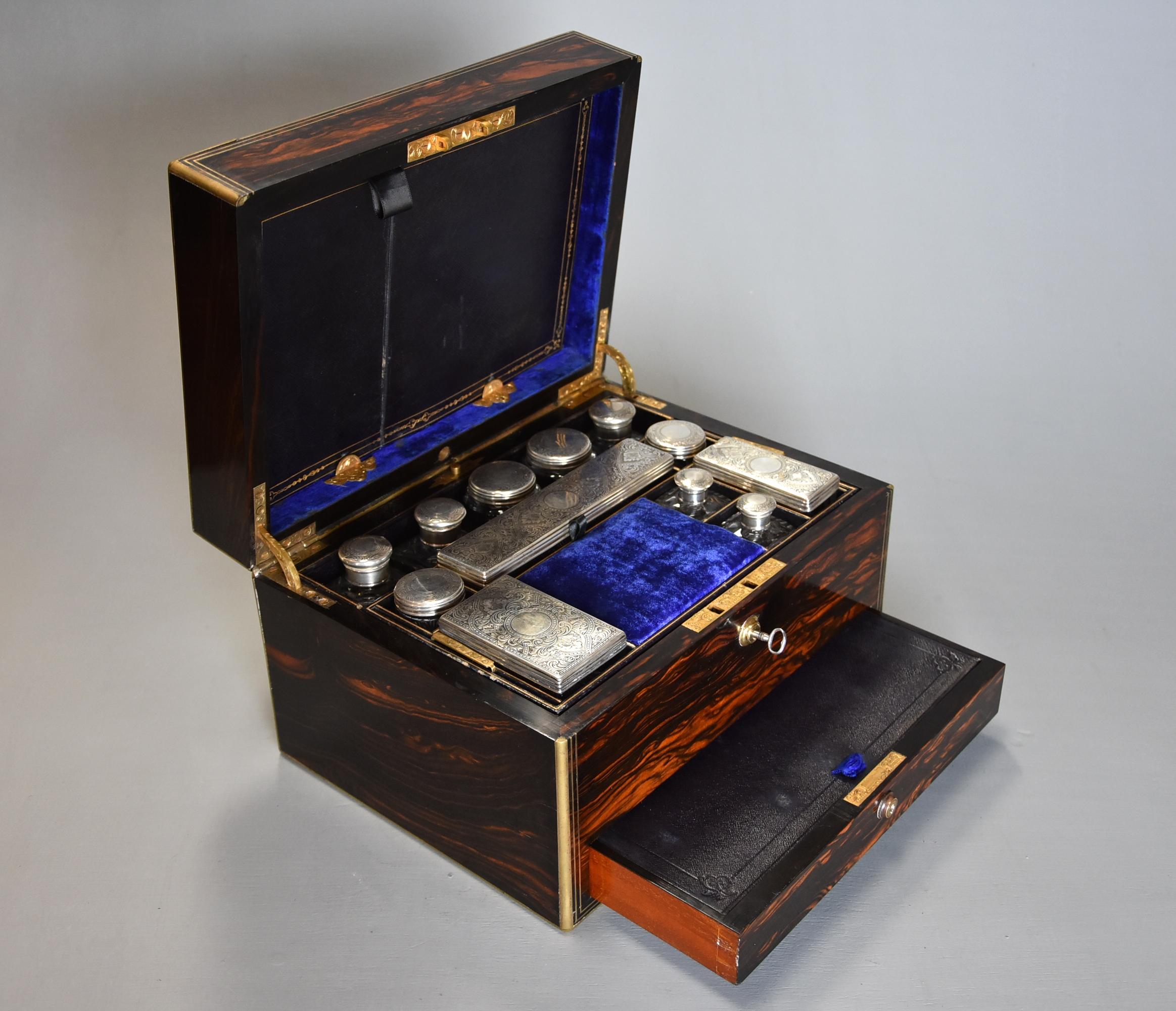 Superb Quality 19th Century Coromandel and Brass Bound Travelling Vanity Box 3