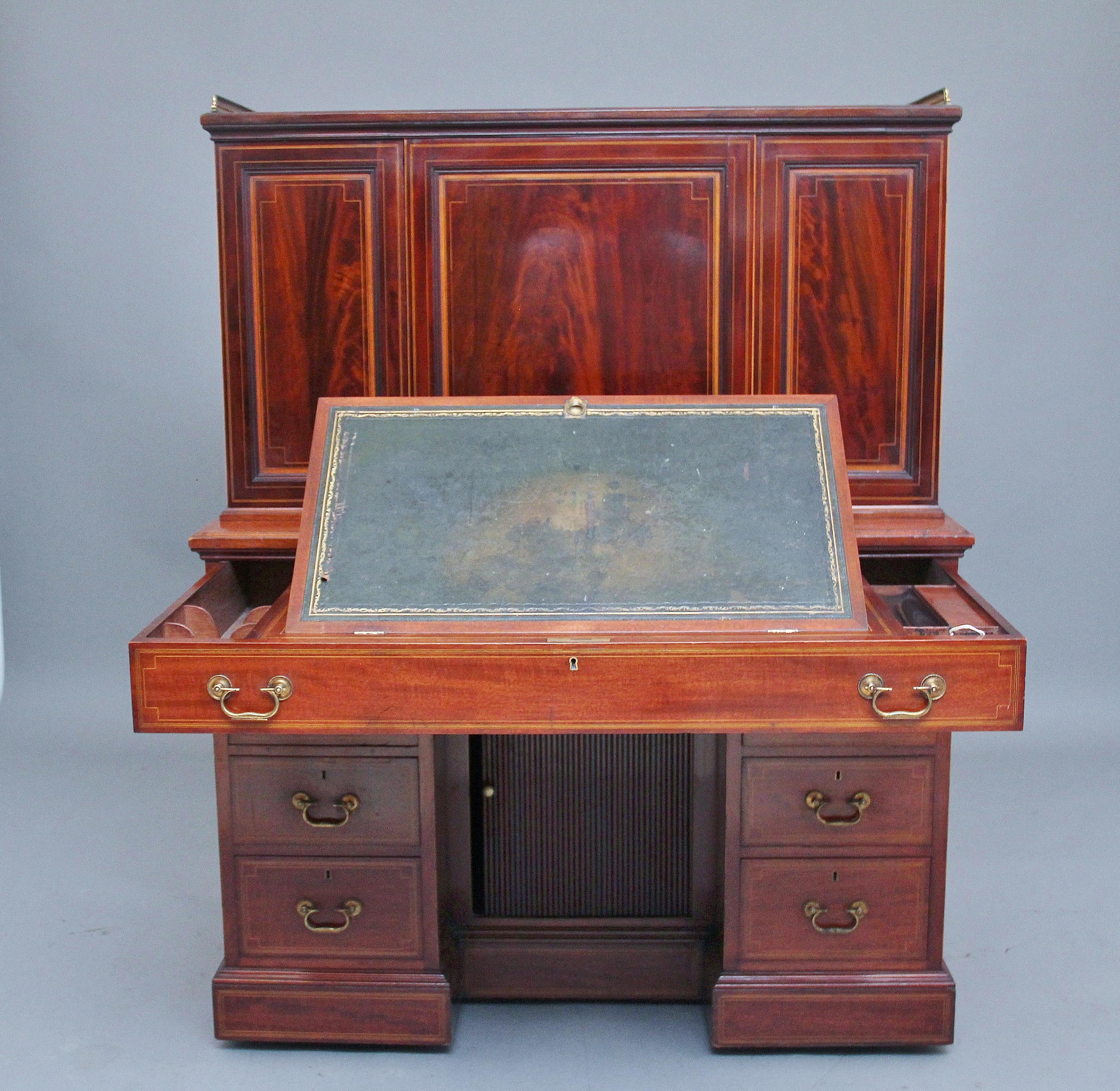 Superb Quality 19th Century Mahogany Secretaire Desk Cabinet For Sale 4
