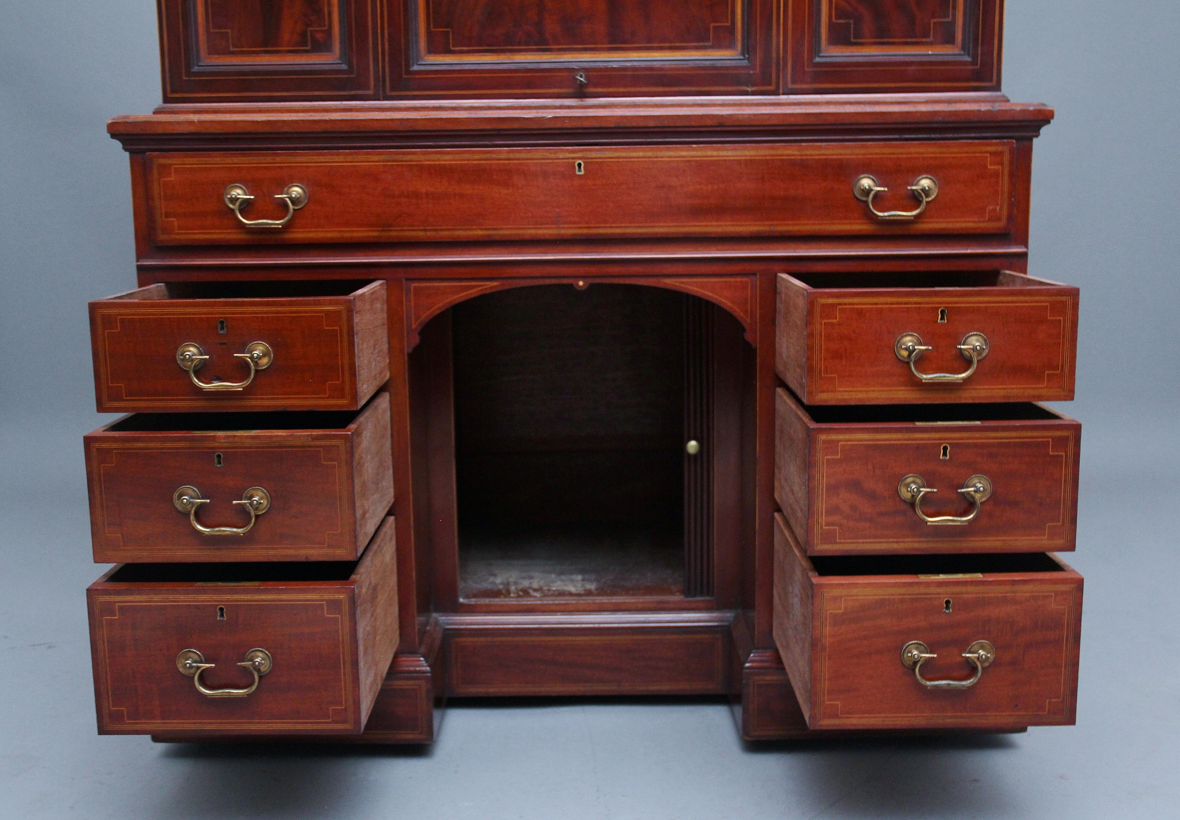 Superb Quality 19th Century Mahogany Secretaire Desk Cabinet For Sale 3