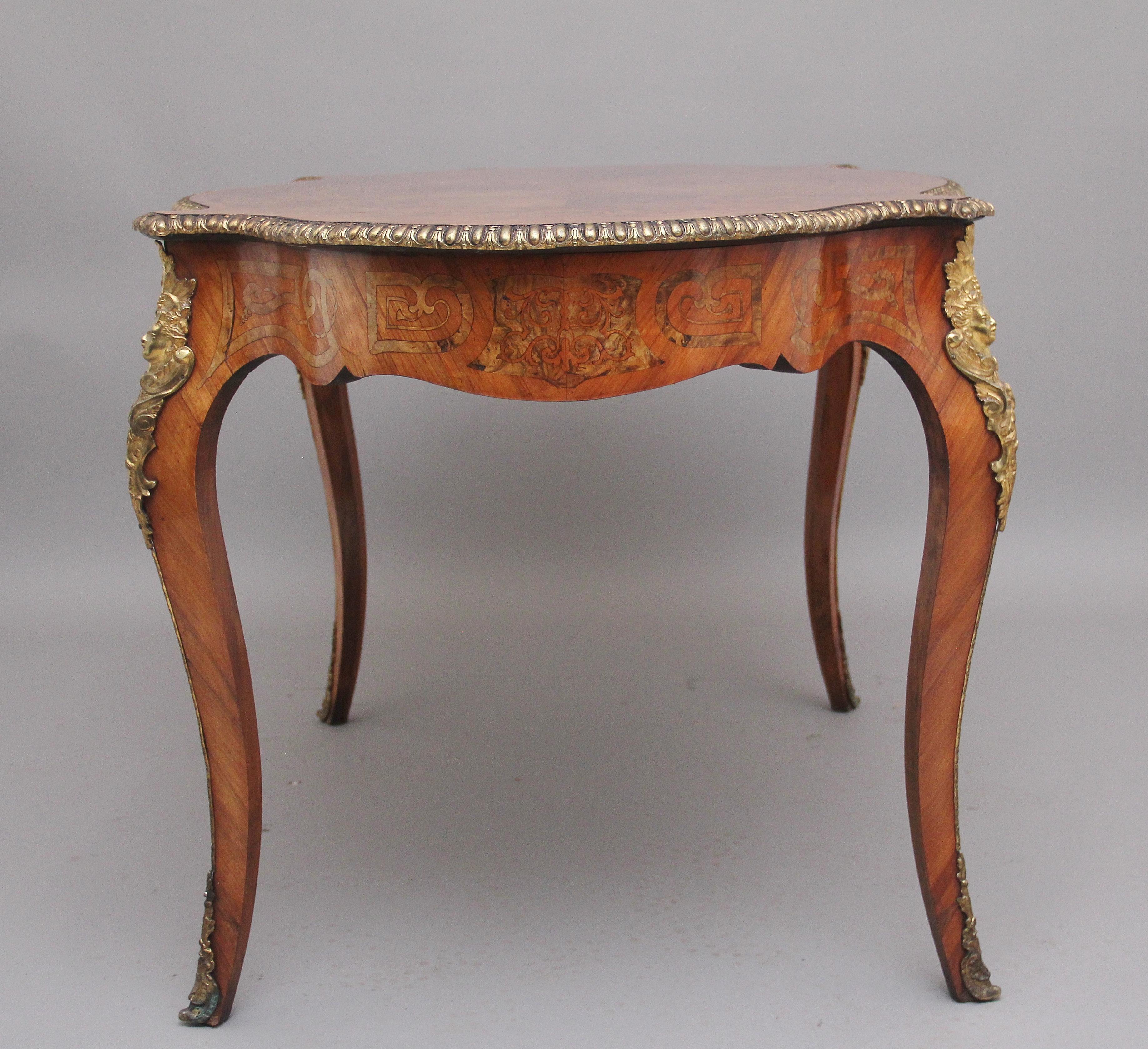British Superb Quality 19th Century Walnut and Inlaid Centre Table For Sale
