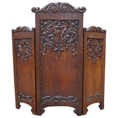 Superb Quality and Condition Hand-Carved Solid Oak Arts & Crafts Fire Screen